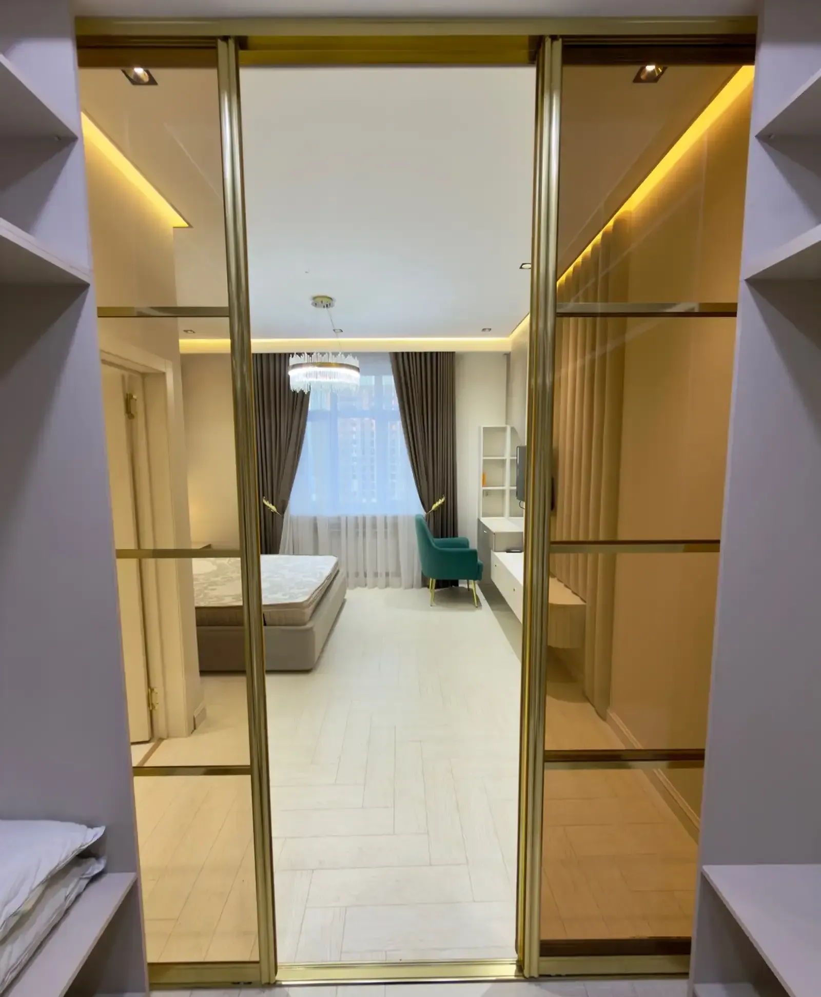 3-комн. квартира, 9 этаж, 100м², Овир/Грандь Отель