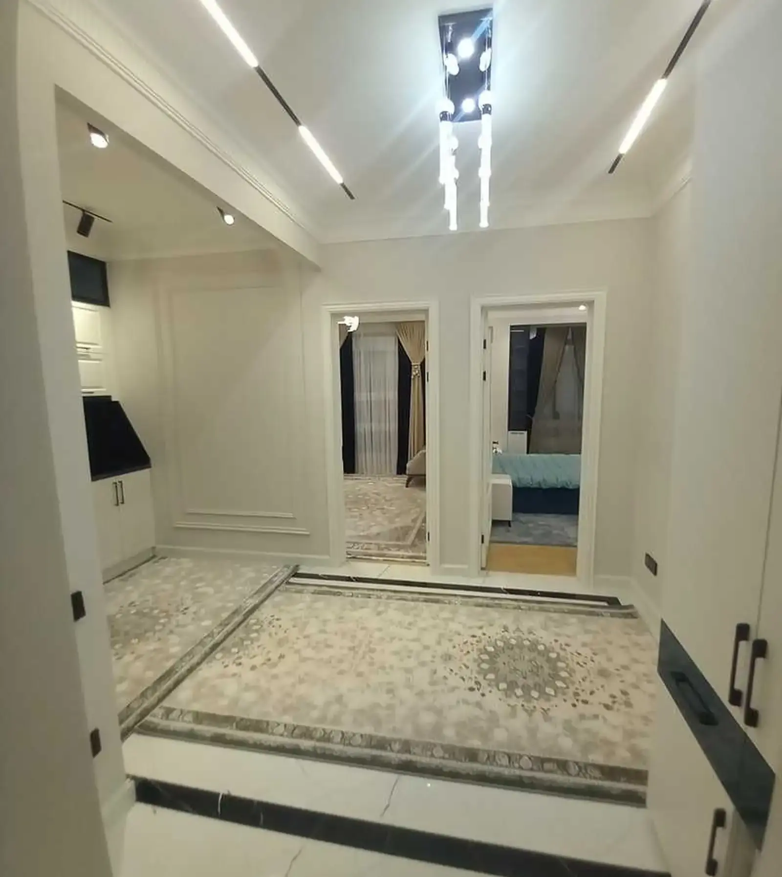 2-комн. квартира, 15 этаж, 53м², Созидание