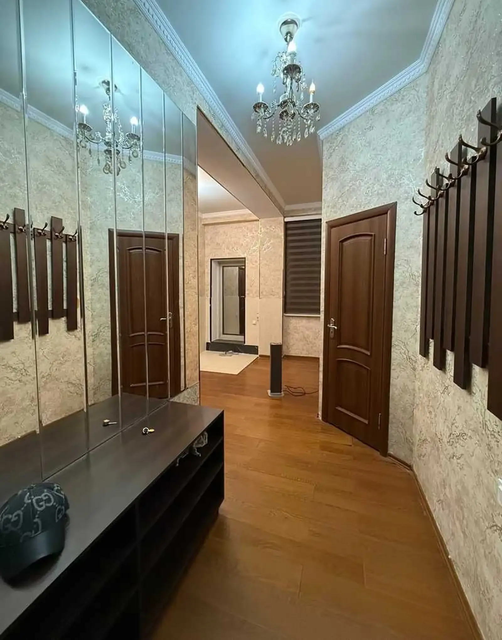 2-комн. квартира, 10 этаж, 105м², 92 мкр