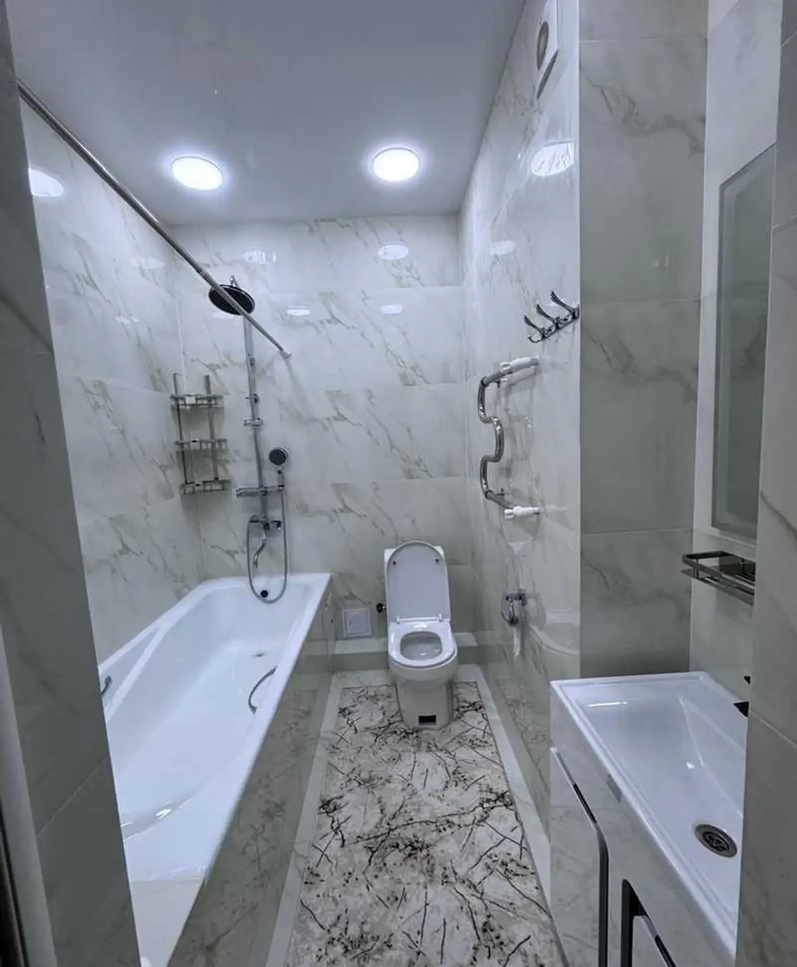 3-комн. квартира, 6 этаж, 145м², И. Сомони