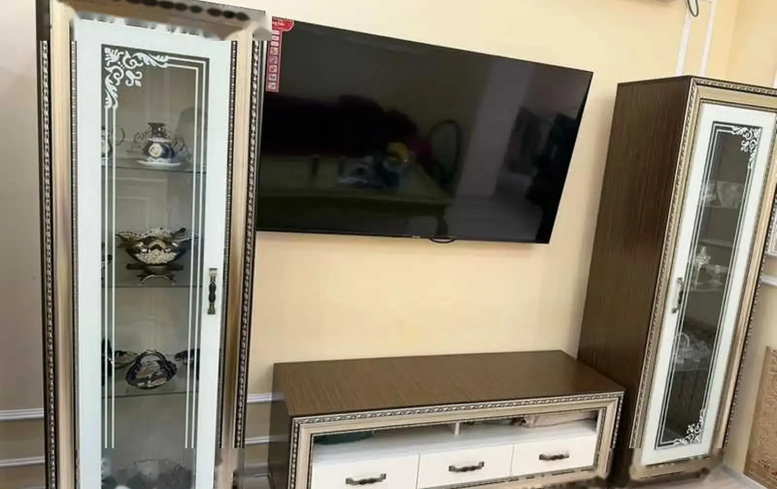 2-комн. квартира, 13 этаж, 60м², Шохмансур