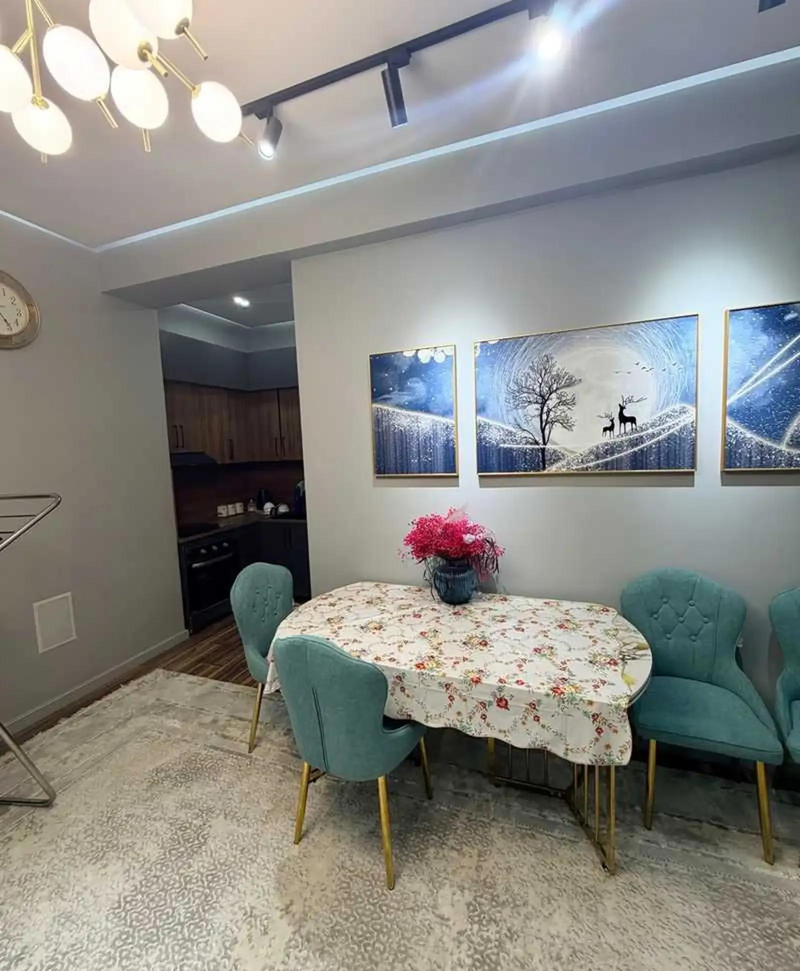 2-комн. квартира, 6 этаж, 75м², Сино