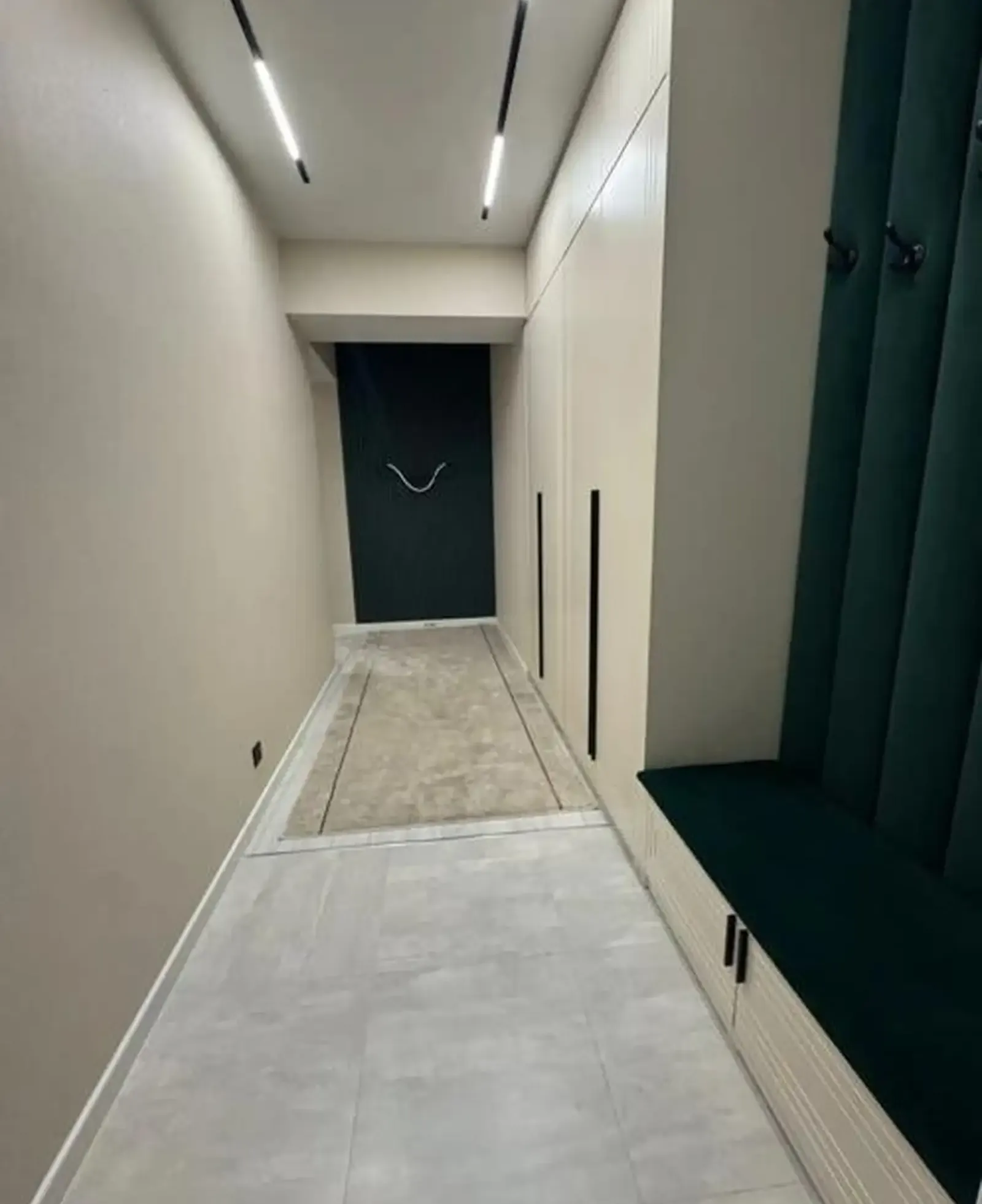 3-комн. квартира, 16 этаж, 90м², Шохмансур