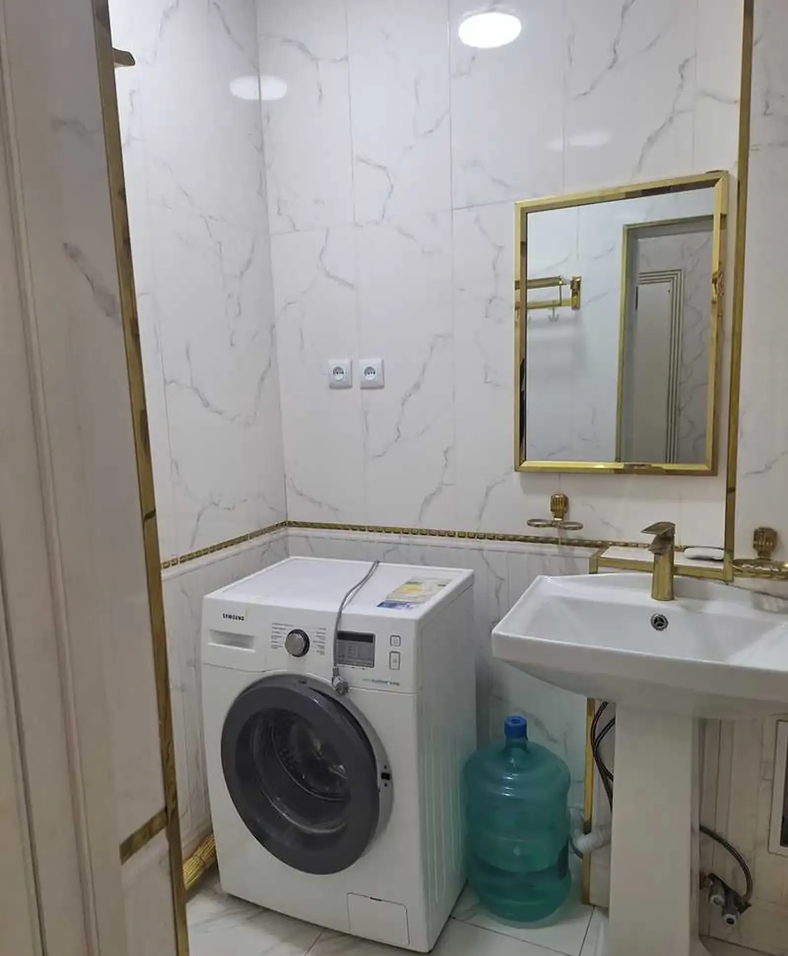 2-комн. квартира, 12 этаж, 48м², фирдавси