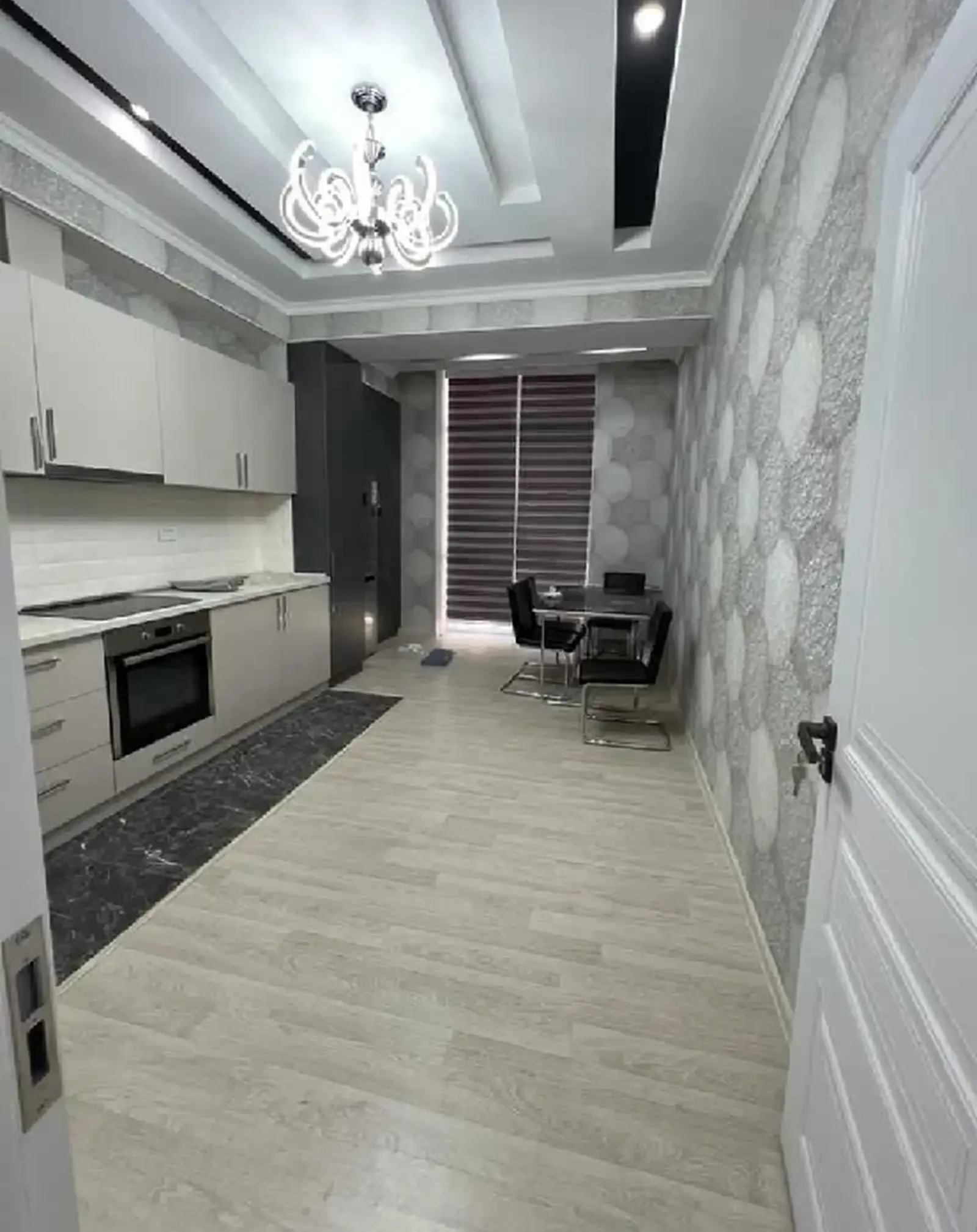 3-комн. квартира, 12 этаж, 95м², Шоҳмансур