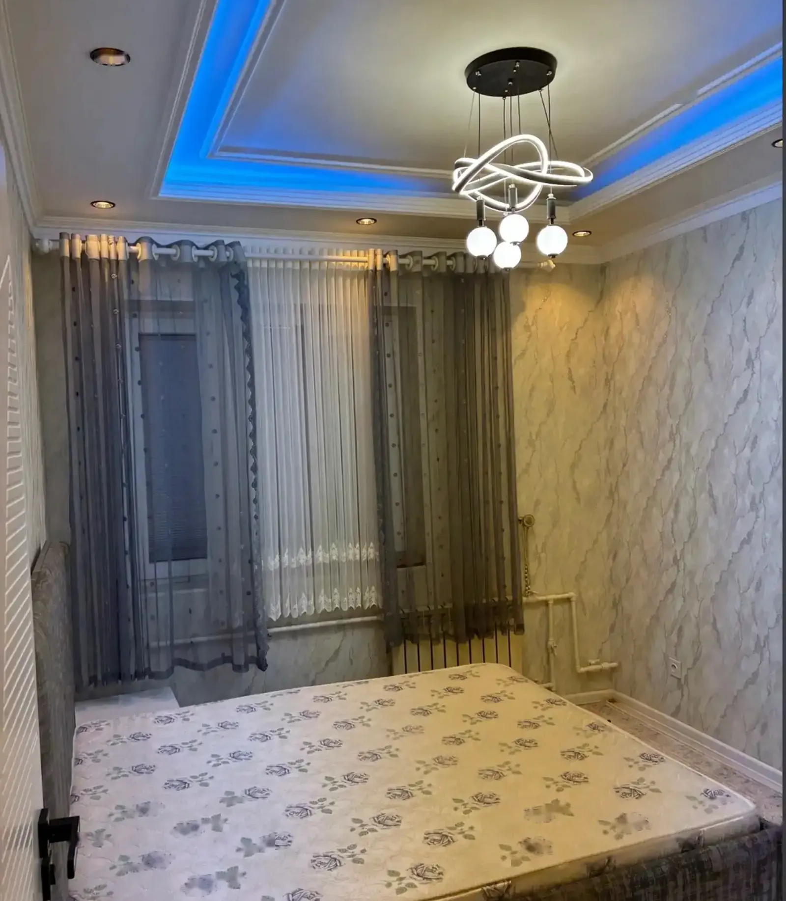 2-комн. квартира, 4 этаж, 63м², сино