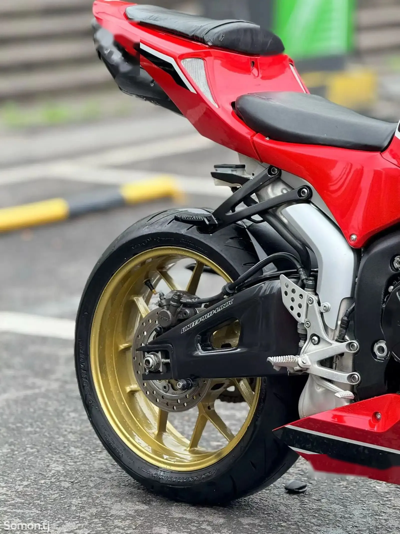 Мотоцикл Honda cbr