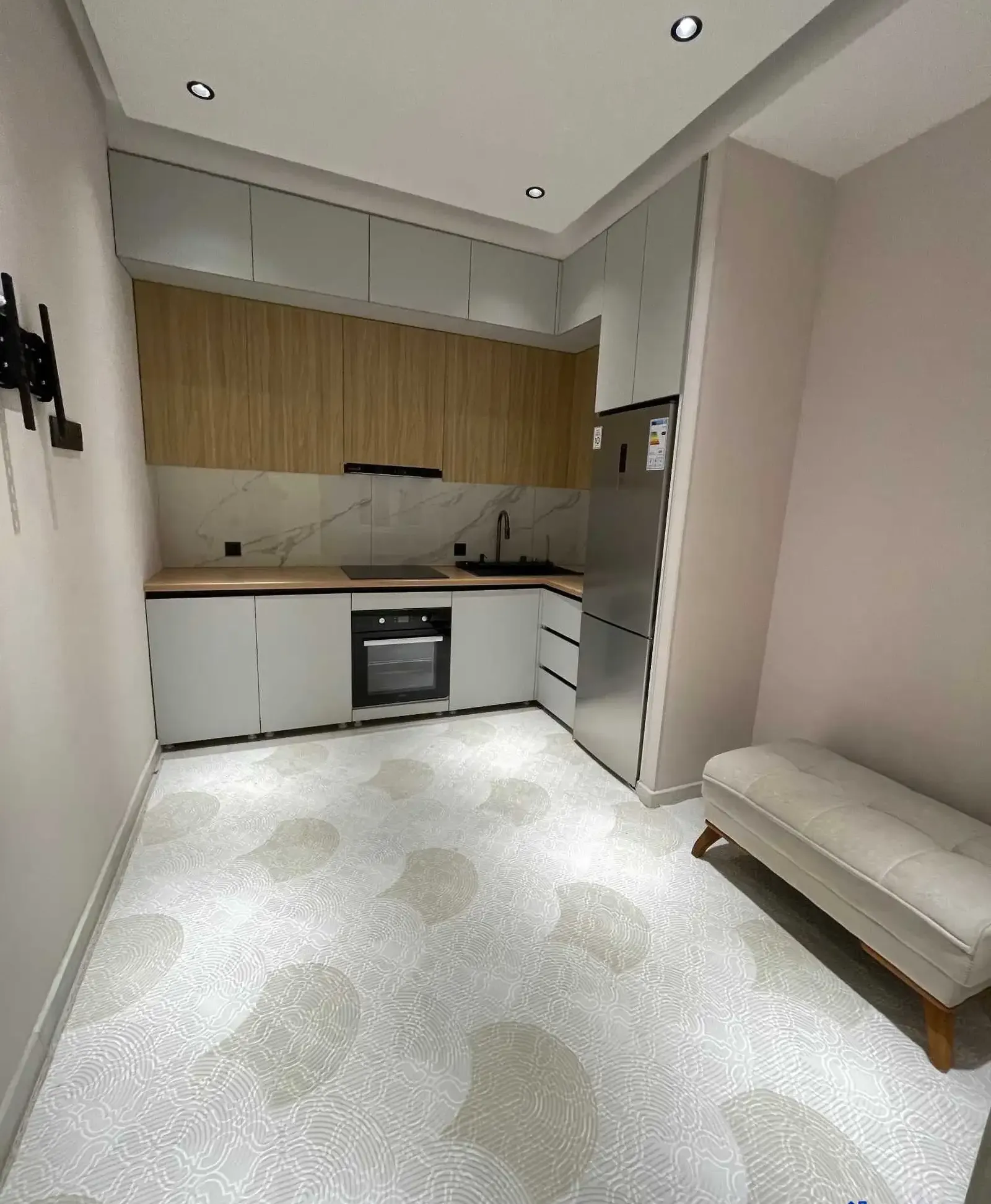 2-комн. квартира, 13 этаж, 82 м², Сино