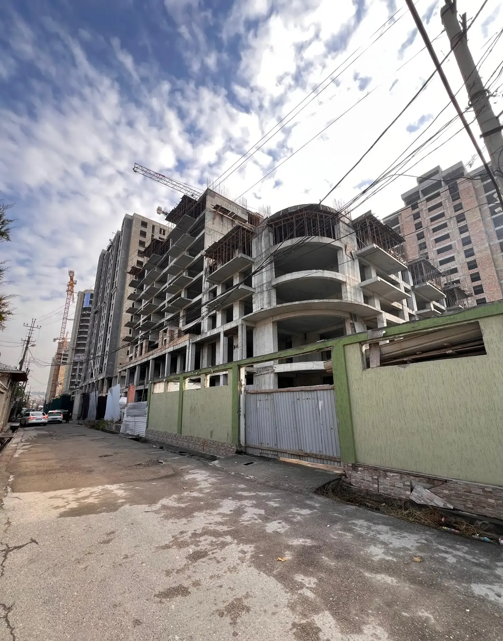 Помещение под свободное назначение, 130м², перекресток Скорый; пушти супермаркети Релакс