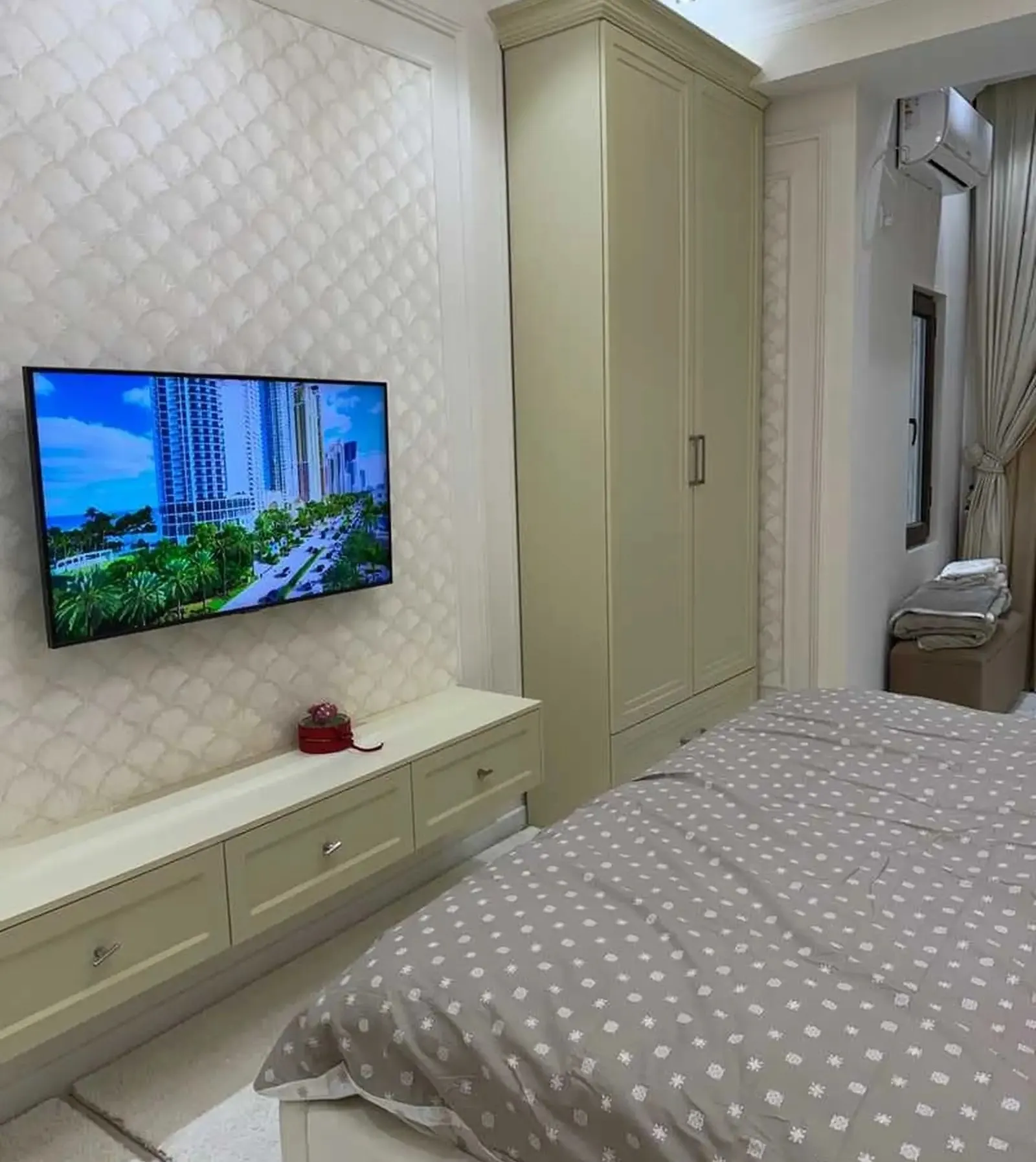 2-комн. квартира, 14 этаж, 80м², Шохмансур