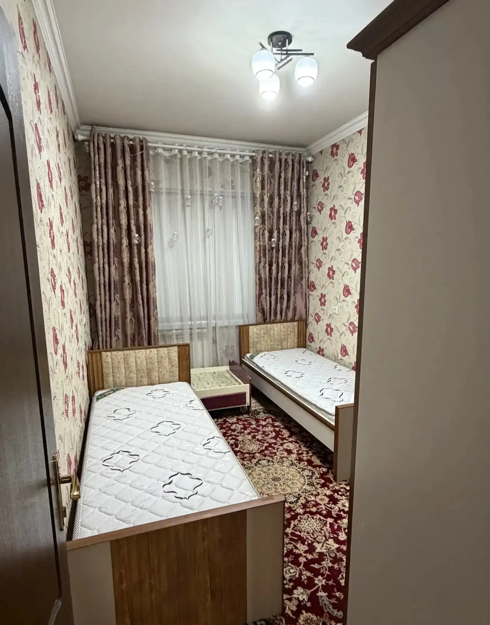 4-комн. квартира, 3 этаж, 100м², 61 мкр