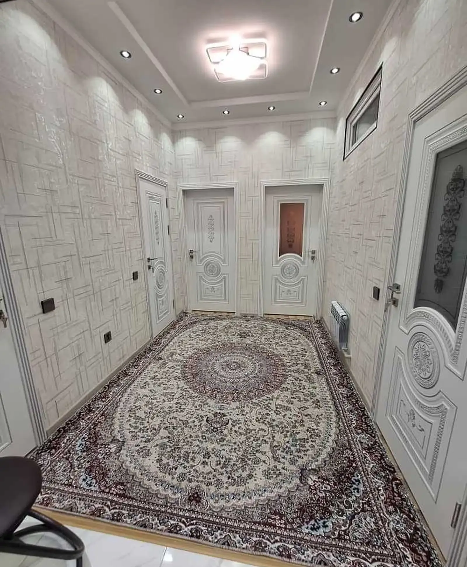 2-комн. квартира, 8 этаж, 62м², Ёвари Диагностика