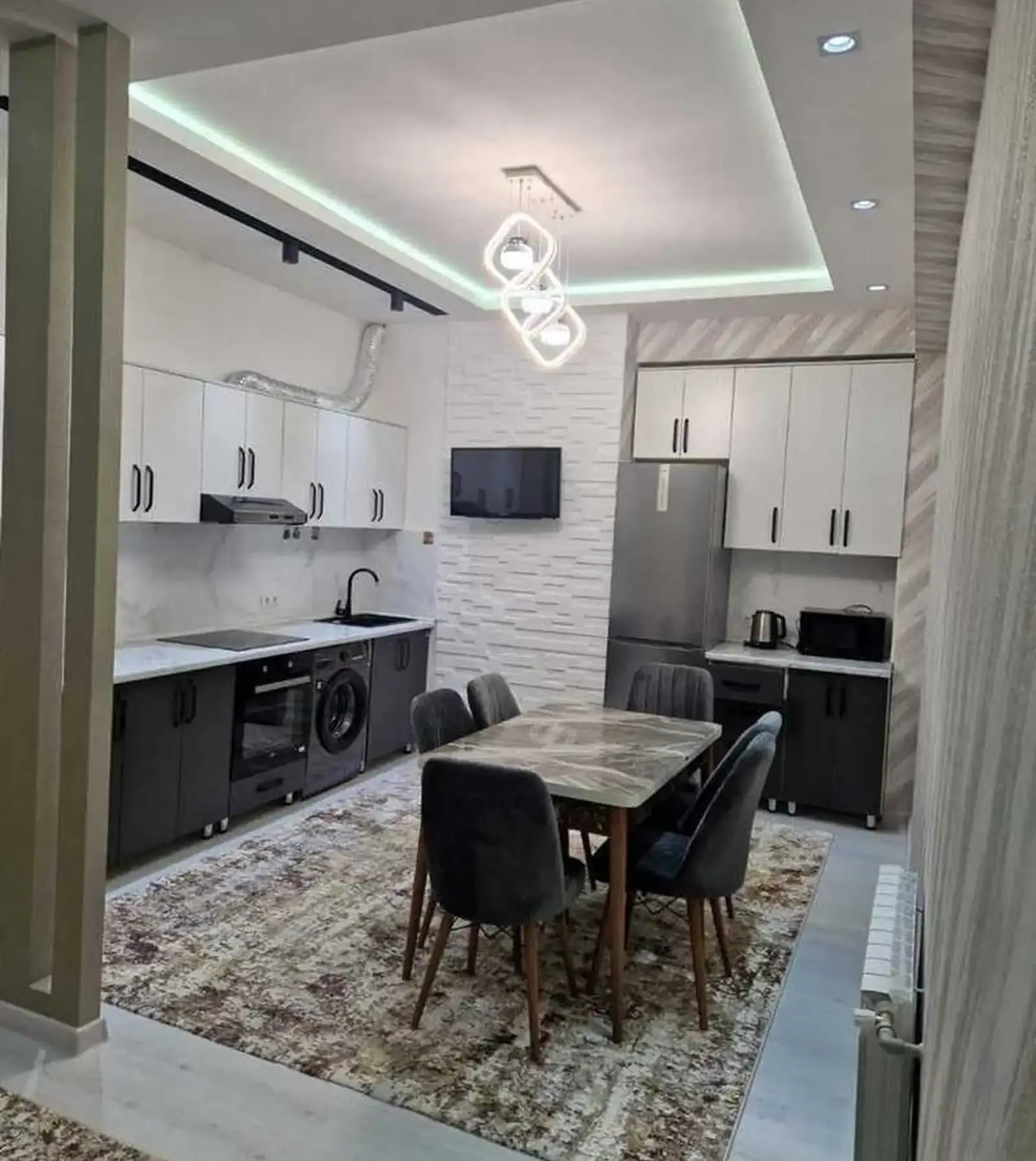 2-комн. квартира, 8 этаж, 70м², Исмоили Сомонӣ