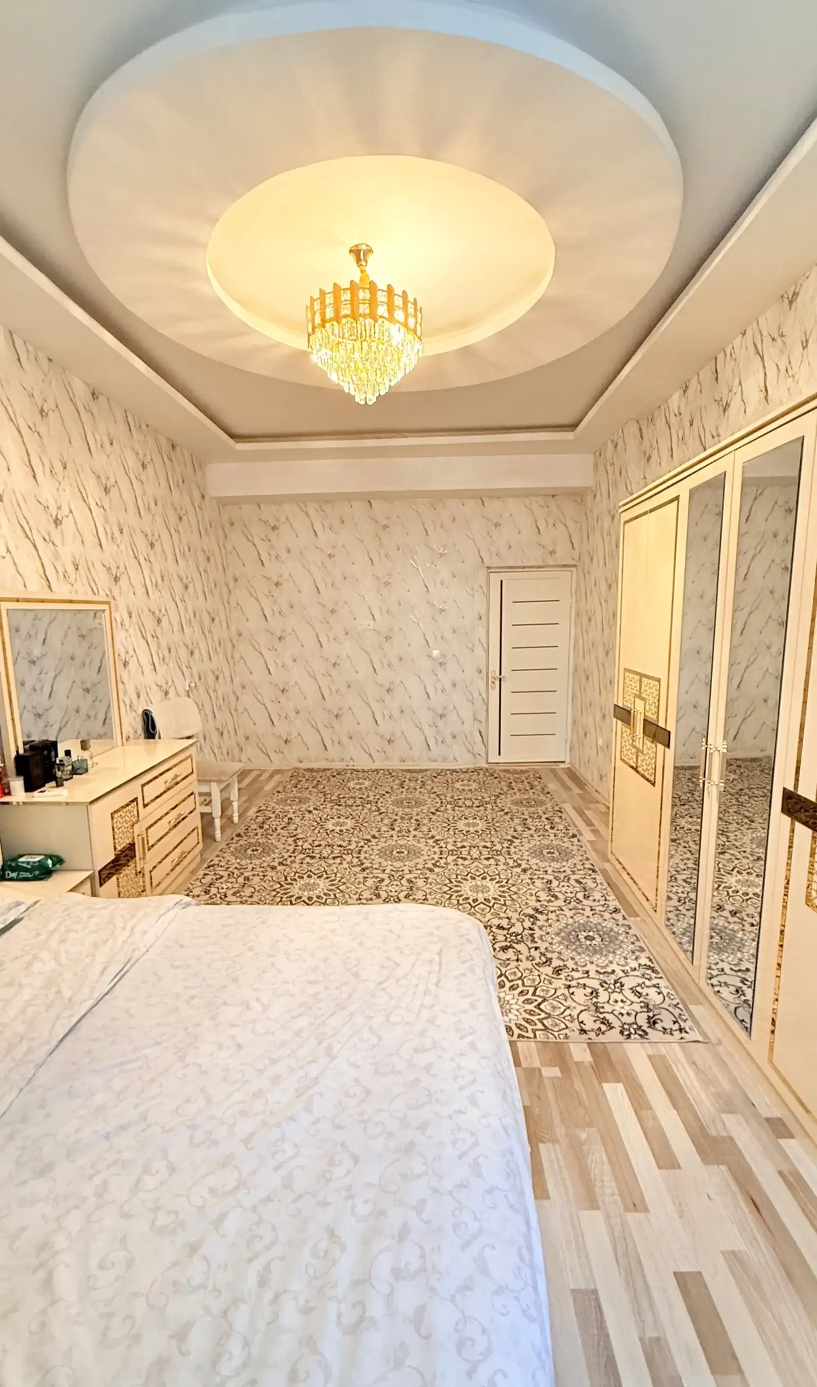 2-комн. квартира, 6 этаж, 96 м², Айни, Гостиница Хилтон