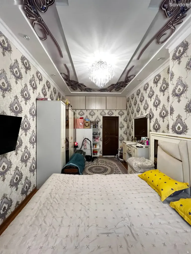 4-комн. квартира, 1 этаж, 100 м², Фирдавси