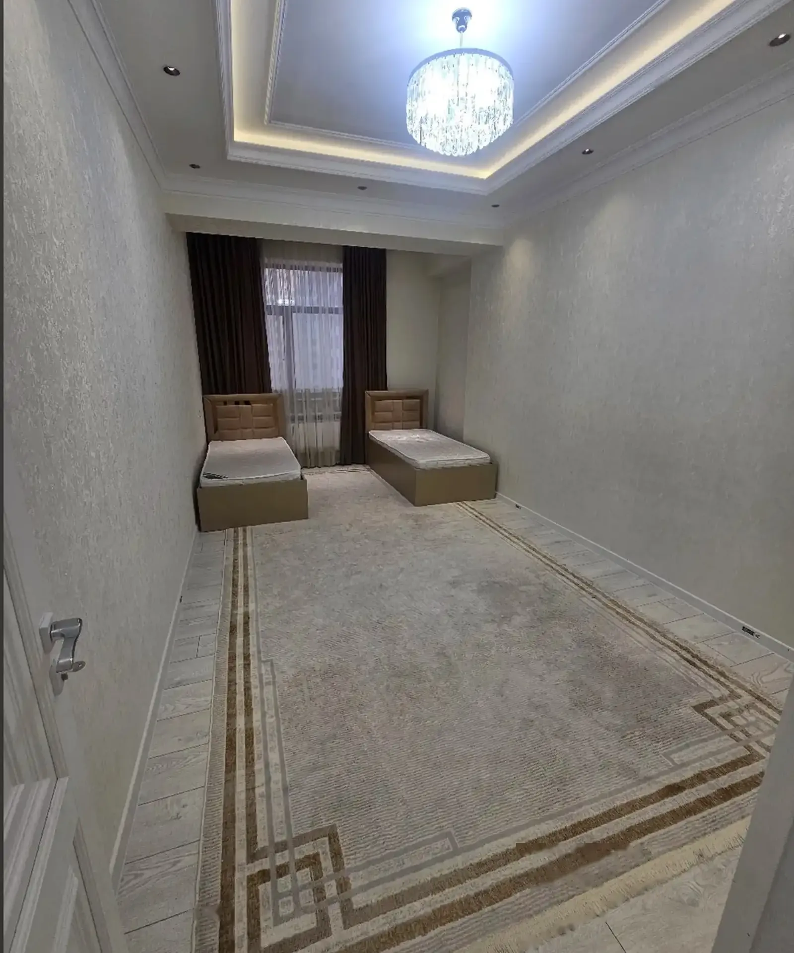 3-комн. квартира, 9 этаж, 120м², шохмансур