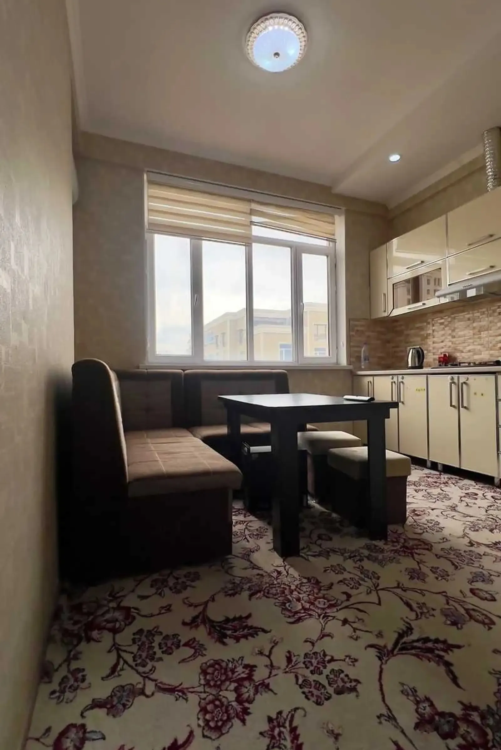 2-комн. квартира, 2 этаж, 65м², Шохмансур