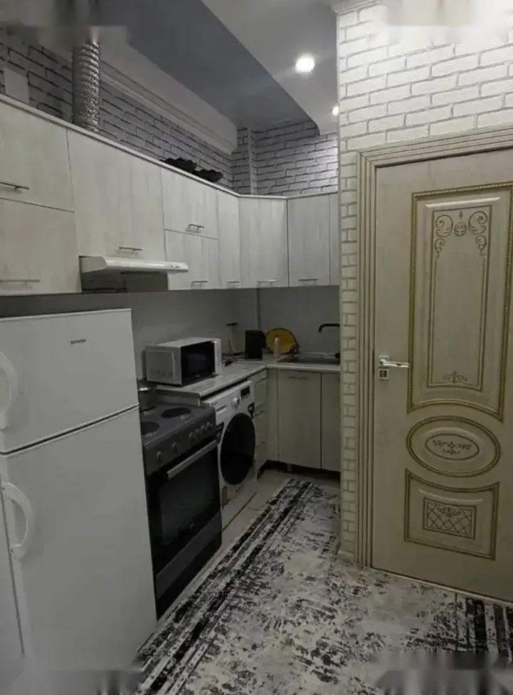 2-комн. квартира, 11 этаж, 46м², Шохмансур