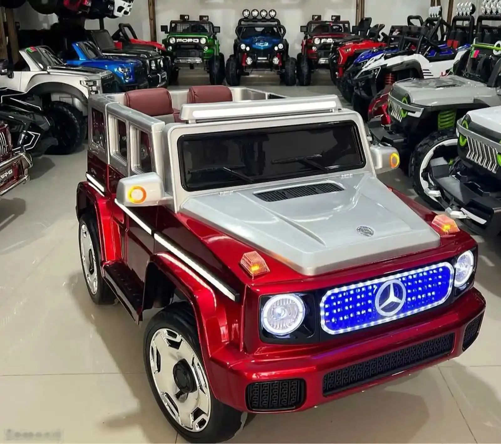 Детский электромобиль