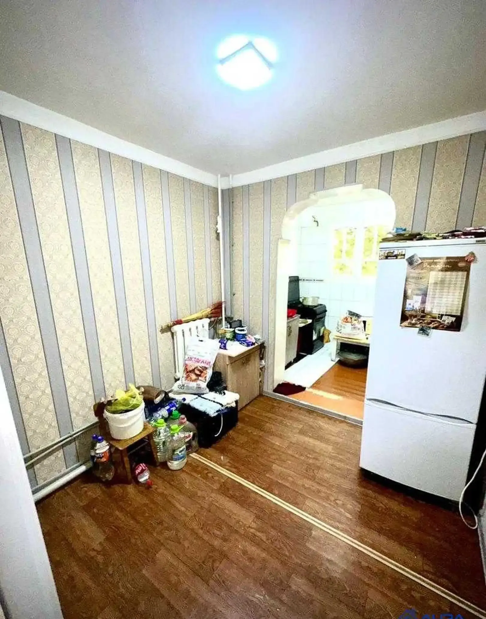 4-комн. квартира, 3 этаж, 67 м², Сино