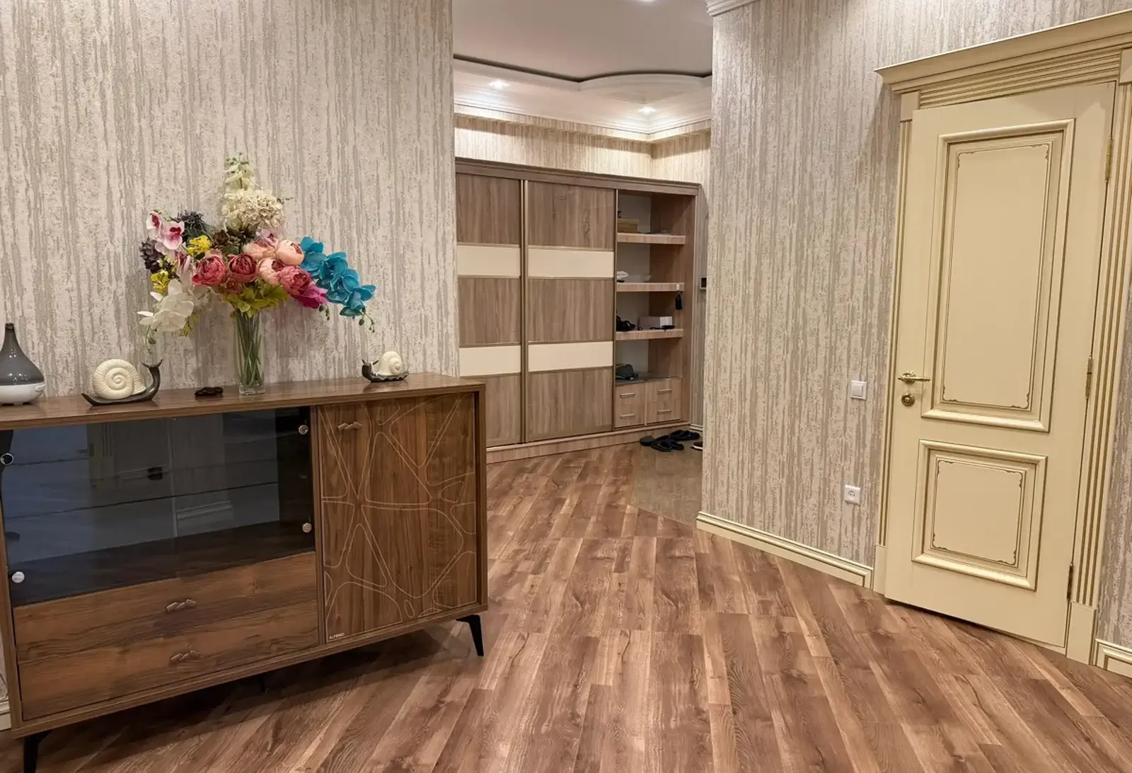 4-комн. квартира, 7 этаж, 110 м², Зеленый, Регус, Волна