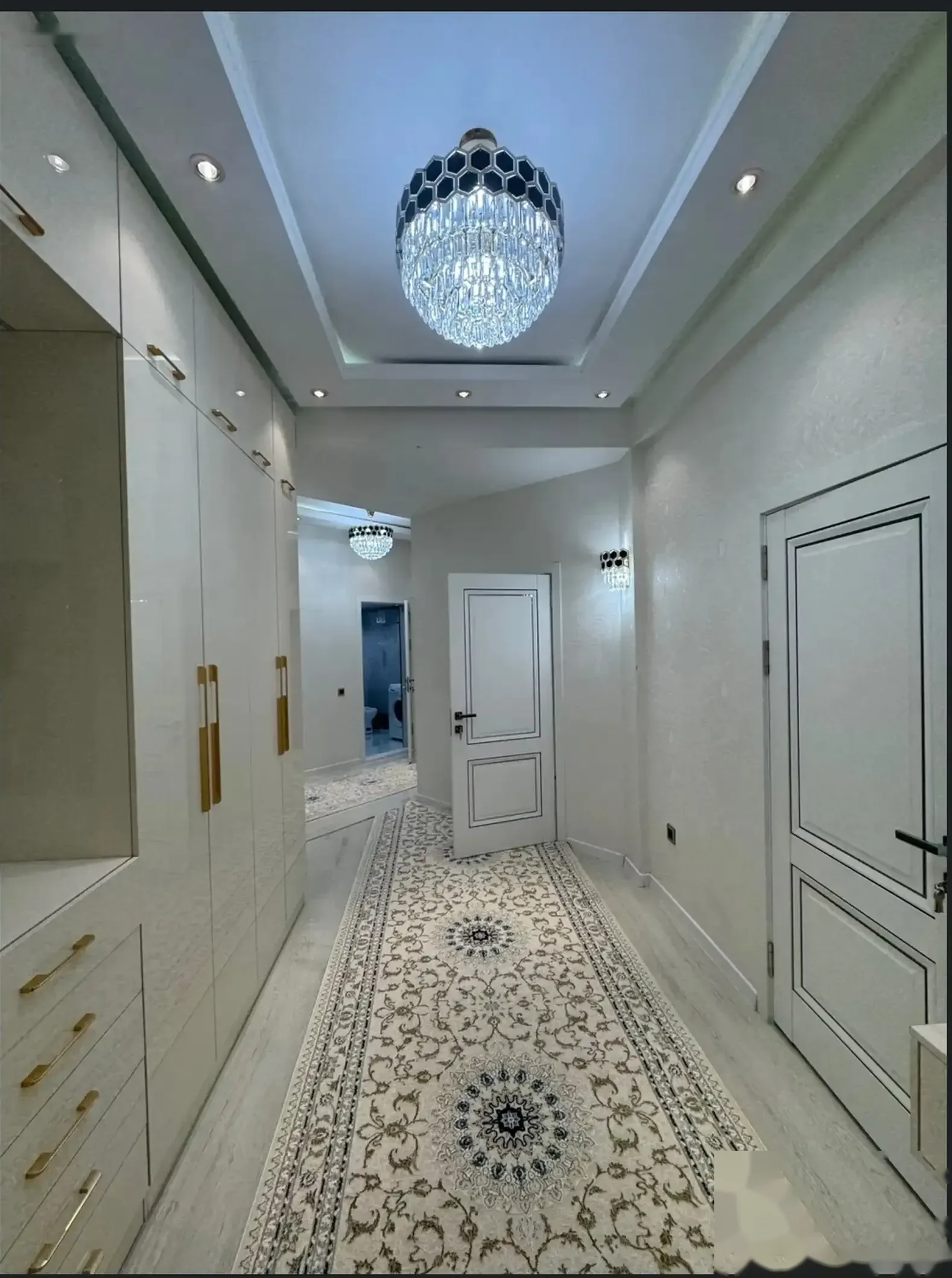 2-комн. квартира, 4 этаж, 100м², Дом печати дом Швили