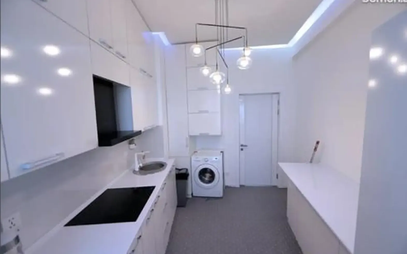 2-комн. квартира, 11 этаж, 77м², Шохмансур