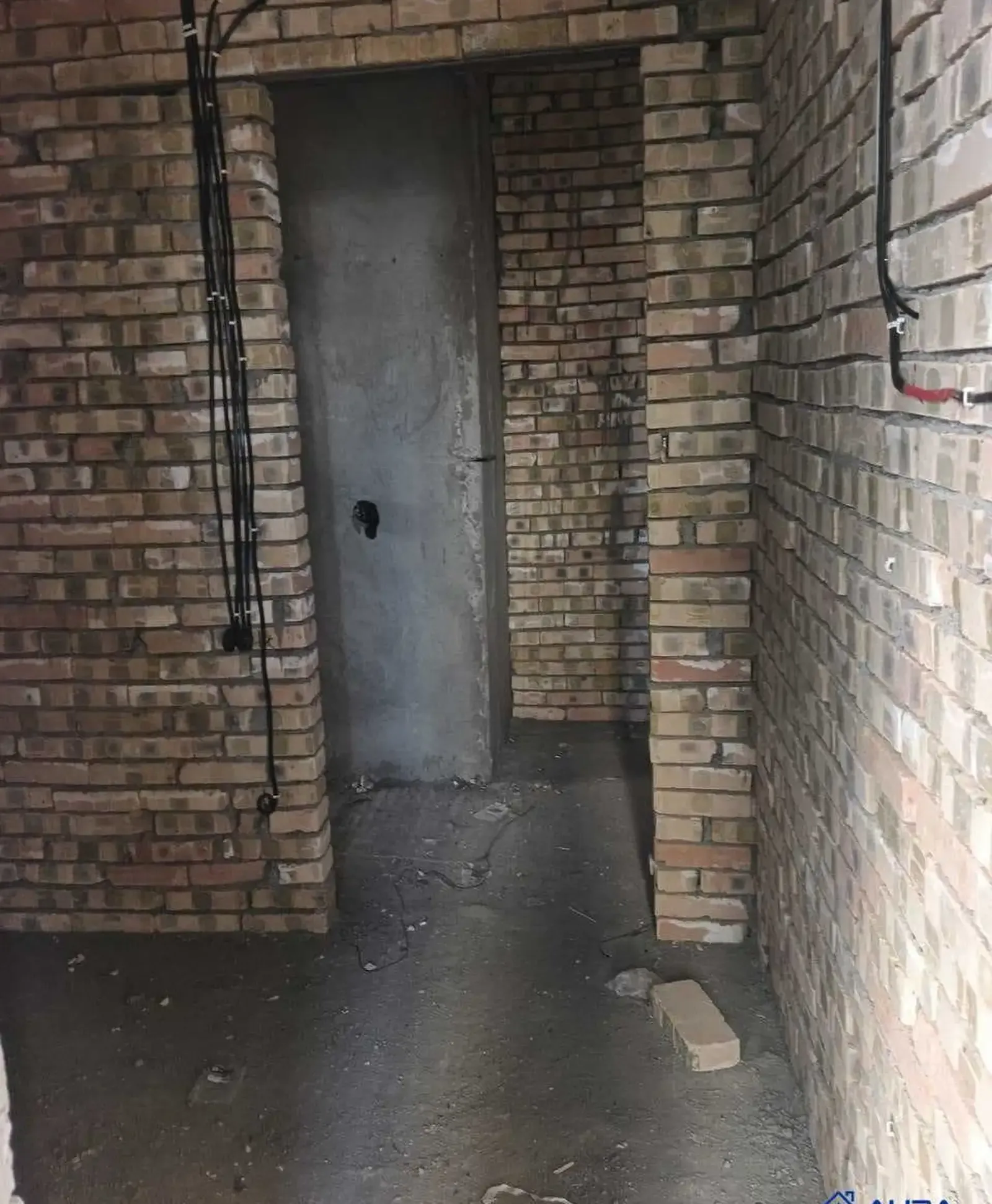3-комн. квартира, 2 этаж, 58 м², Сино
