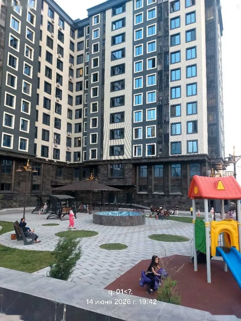2-комн. квартира, 6 этаж, 70м², Сино