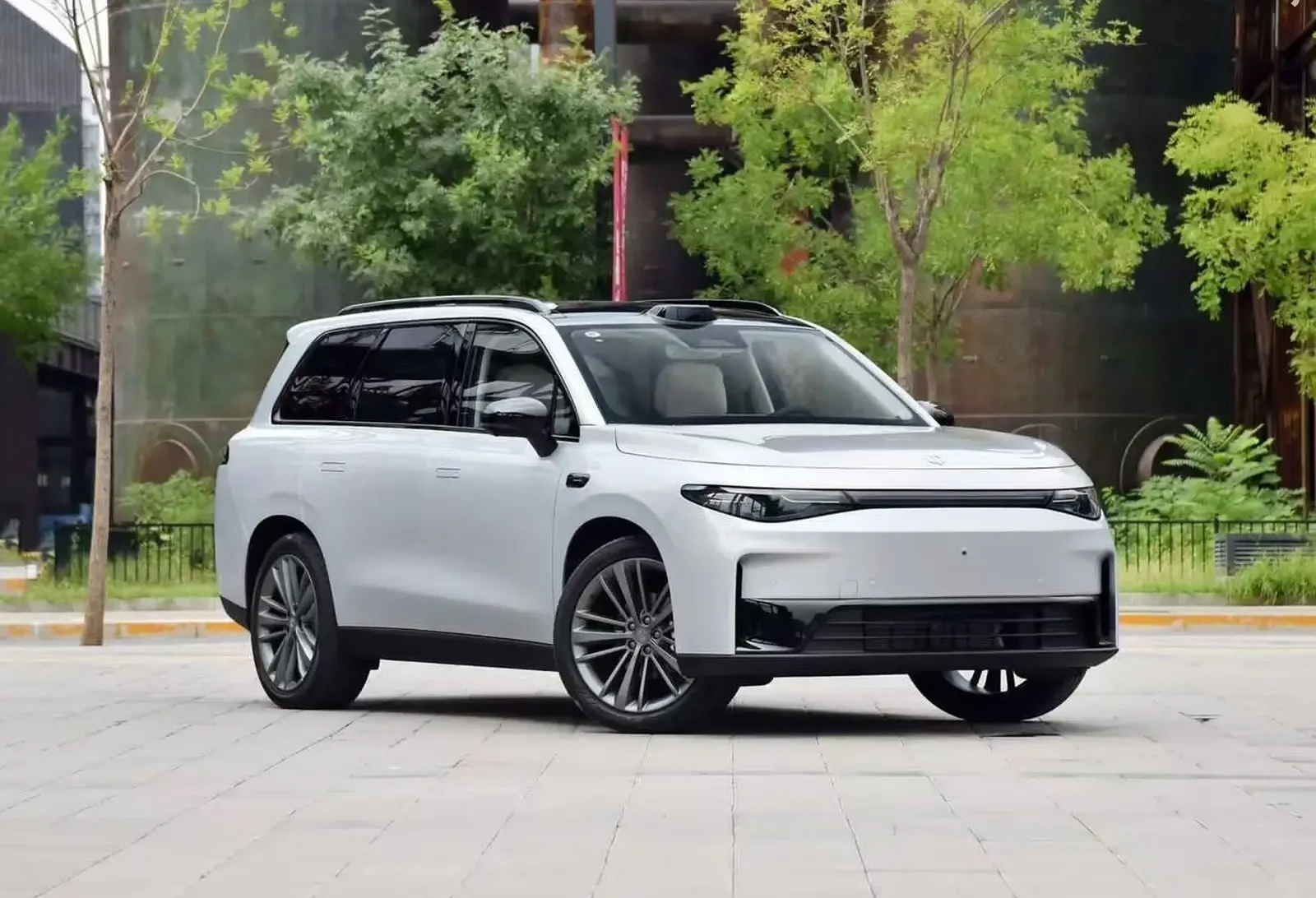Leapmotor C16, 2025