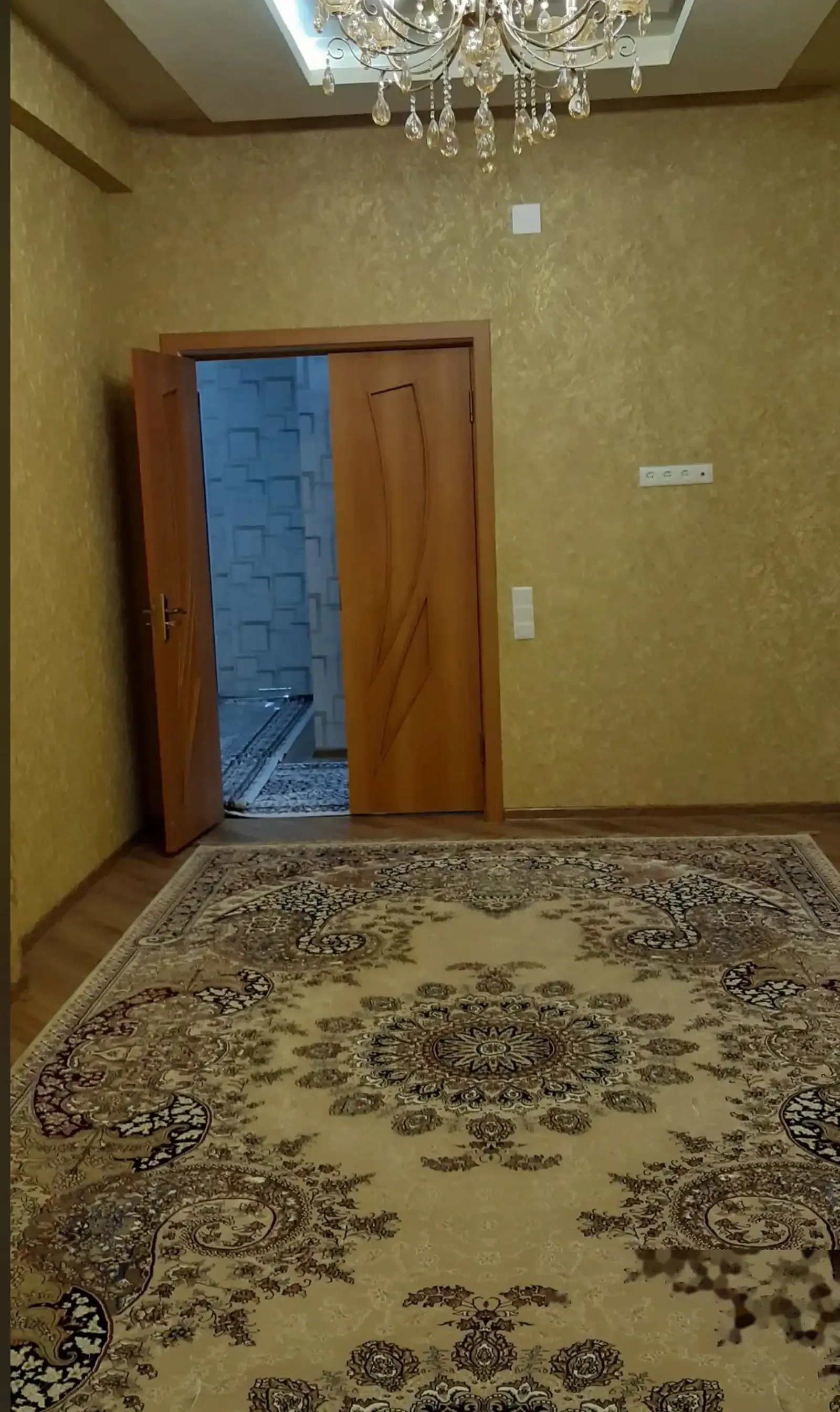 3-комн. квартира, 2 этаж, 85м², шохмансур