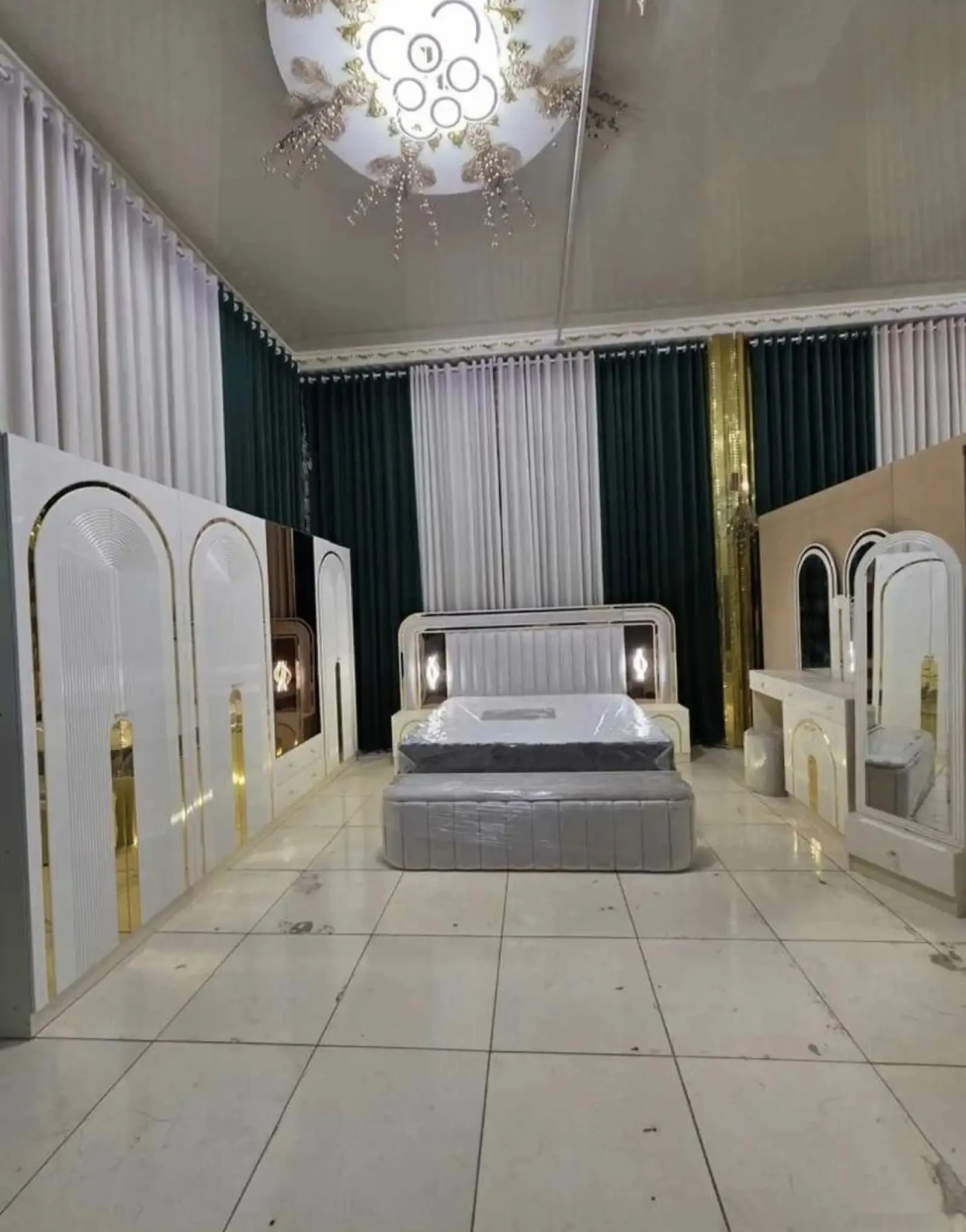 Cпальный гарнитур