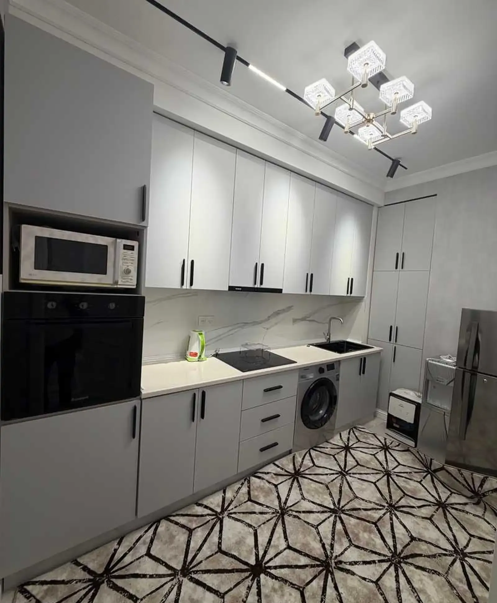 2-комн. квартира, 15 этаж, 55м², Сомони