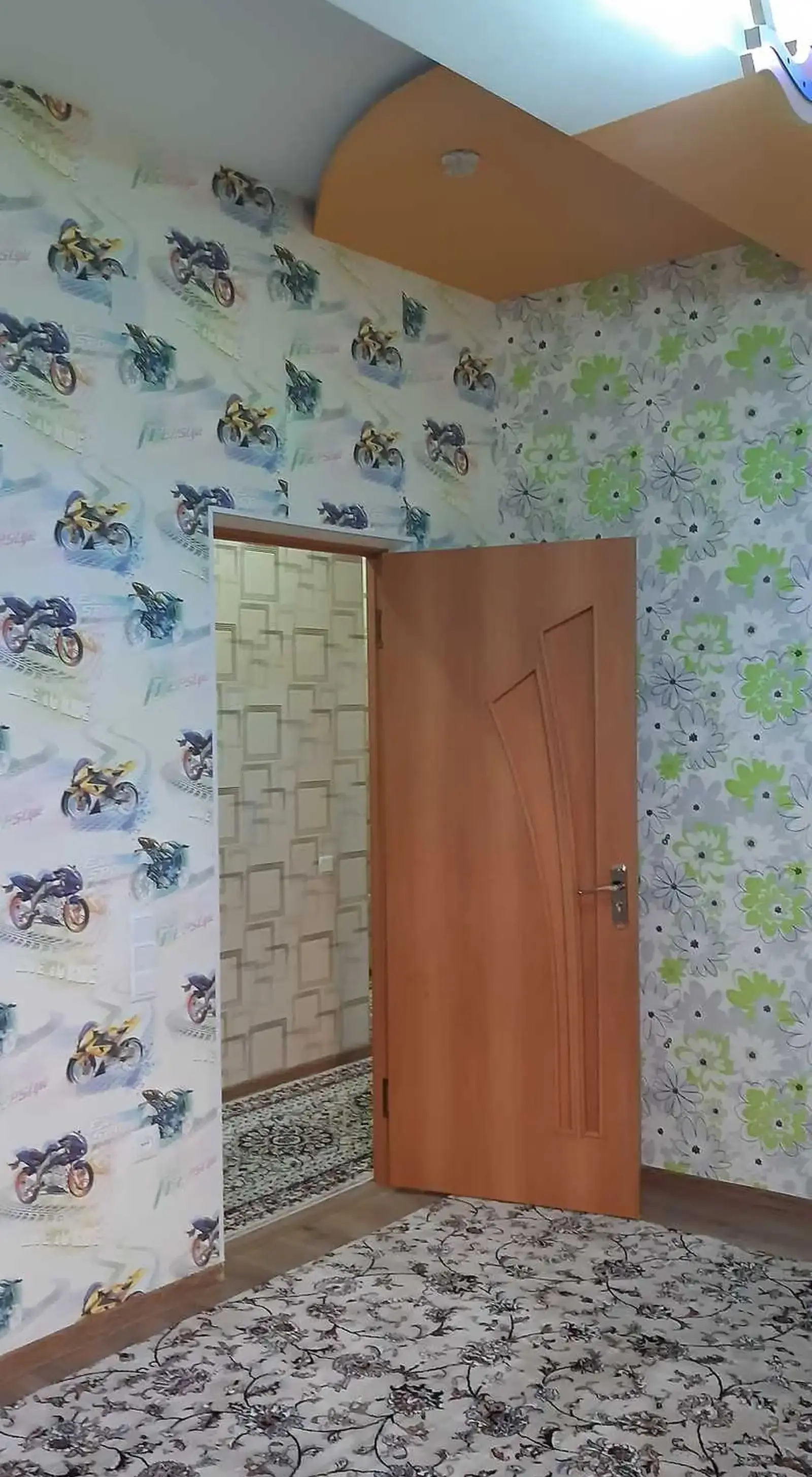 3-комн. квартира, 2 этаж, 85м², Шоҳмансур