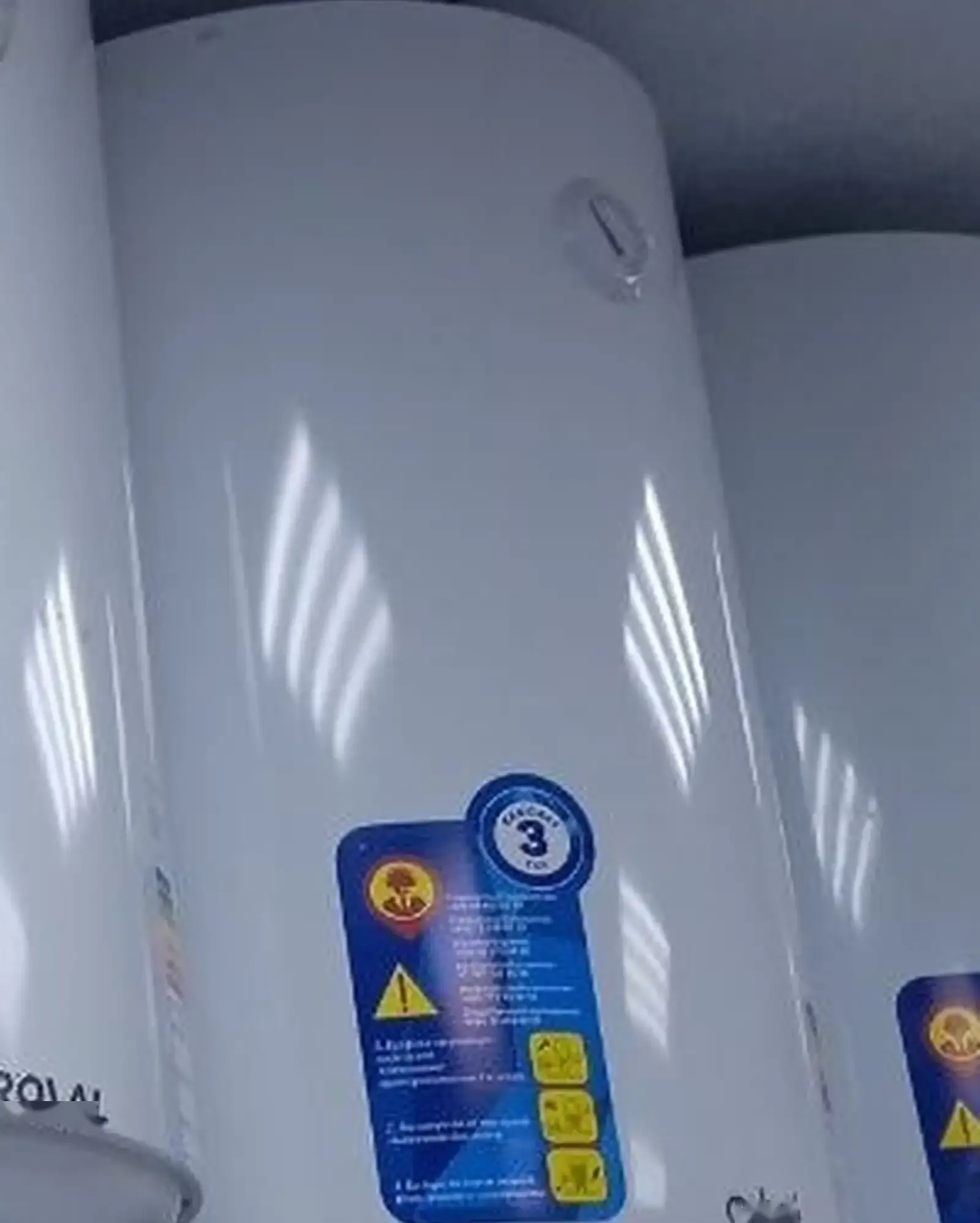 Водонагреватель Artel 80л.