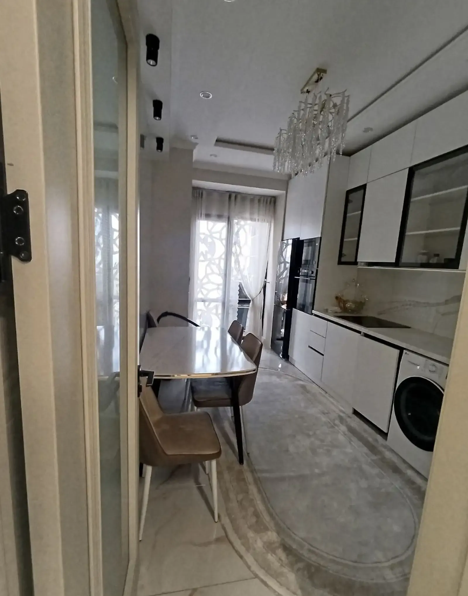 3-комн. квартира, 7 этаж, 96 м², И. Сомони