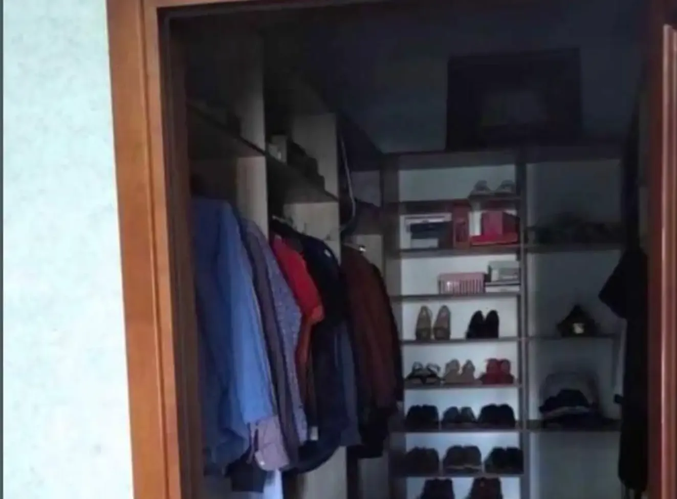 2-этажный, 6 комнатный дом, 310 м², Сино
