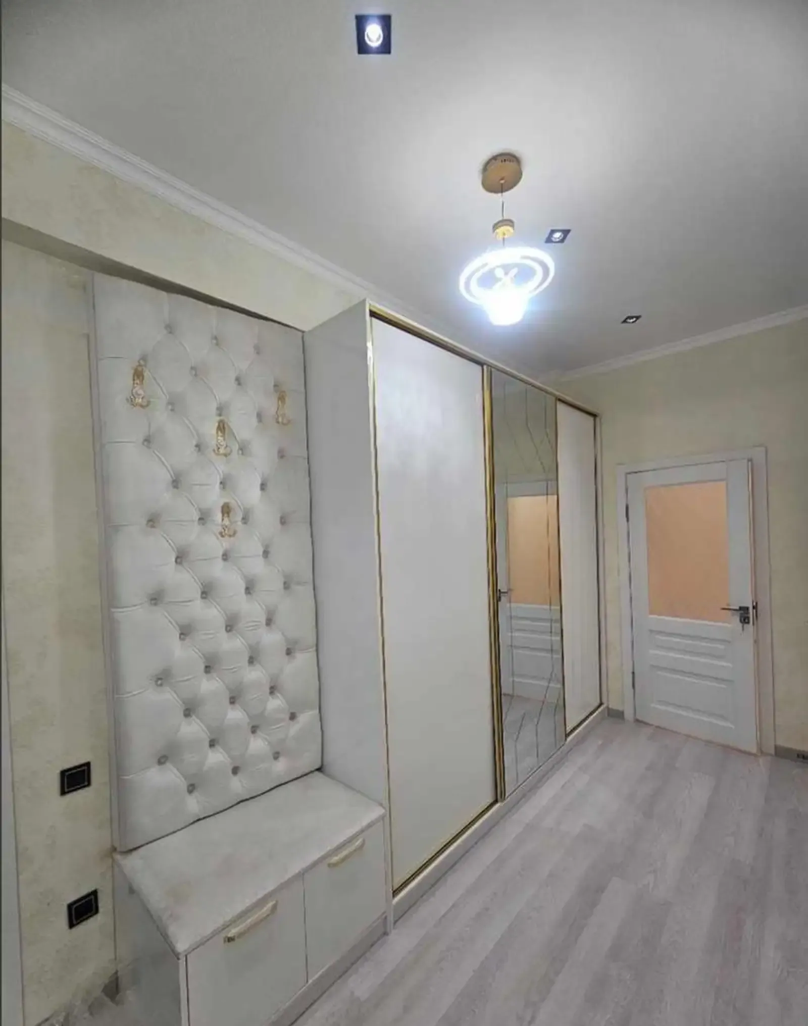2-комн. квартира, 3 этаж, 75м², Шохмансур