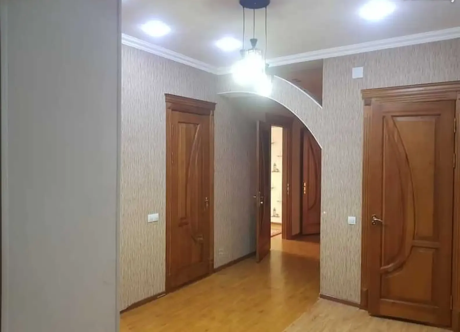 3-комн. квартира, 5 этаж, 105м², Сино