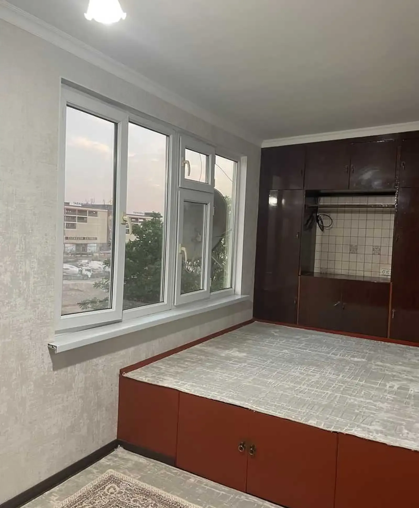 2-комн. квартира, 5 этаж, 68м², Фирдавси