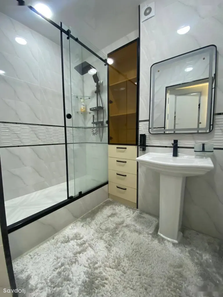 2-комн. квартира, 8 этаж, 57 м², сино