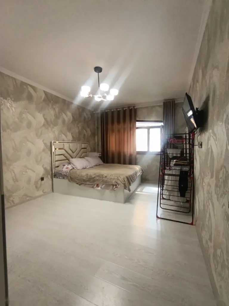 2-комн. квартира, 2 этаж, 70 м², Фирдавси