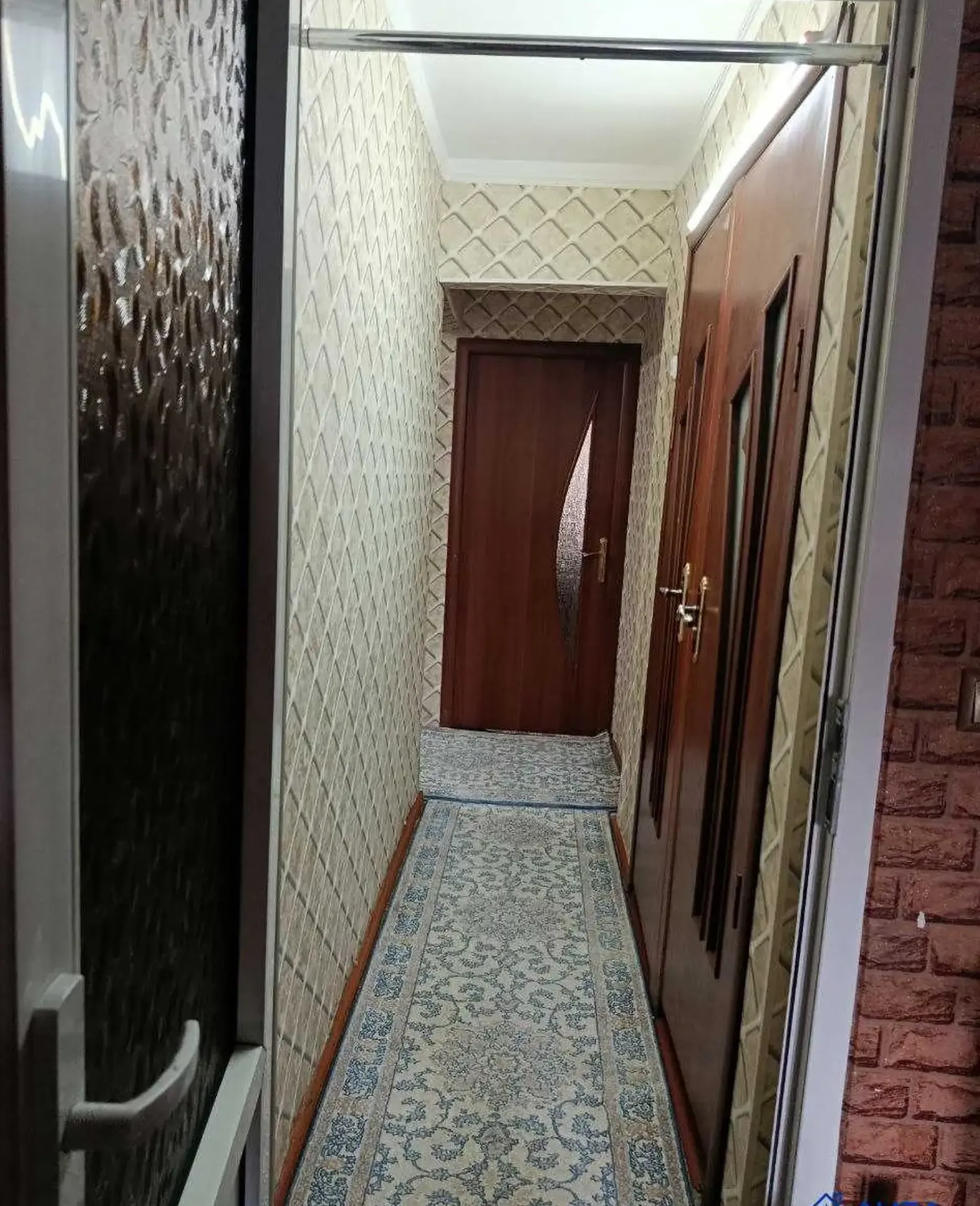 4-комн. квартира, 3 этаж, 80 м², Сино, Испечак
