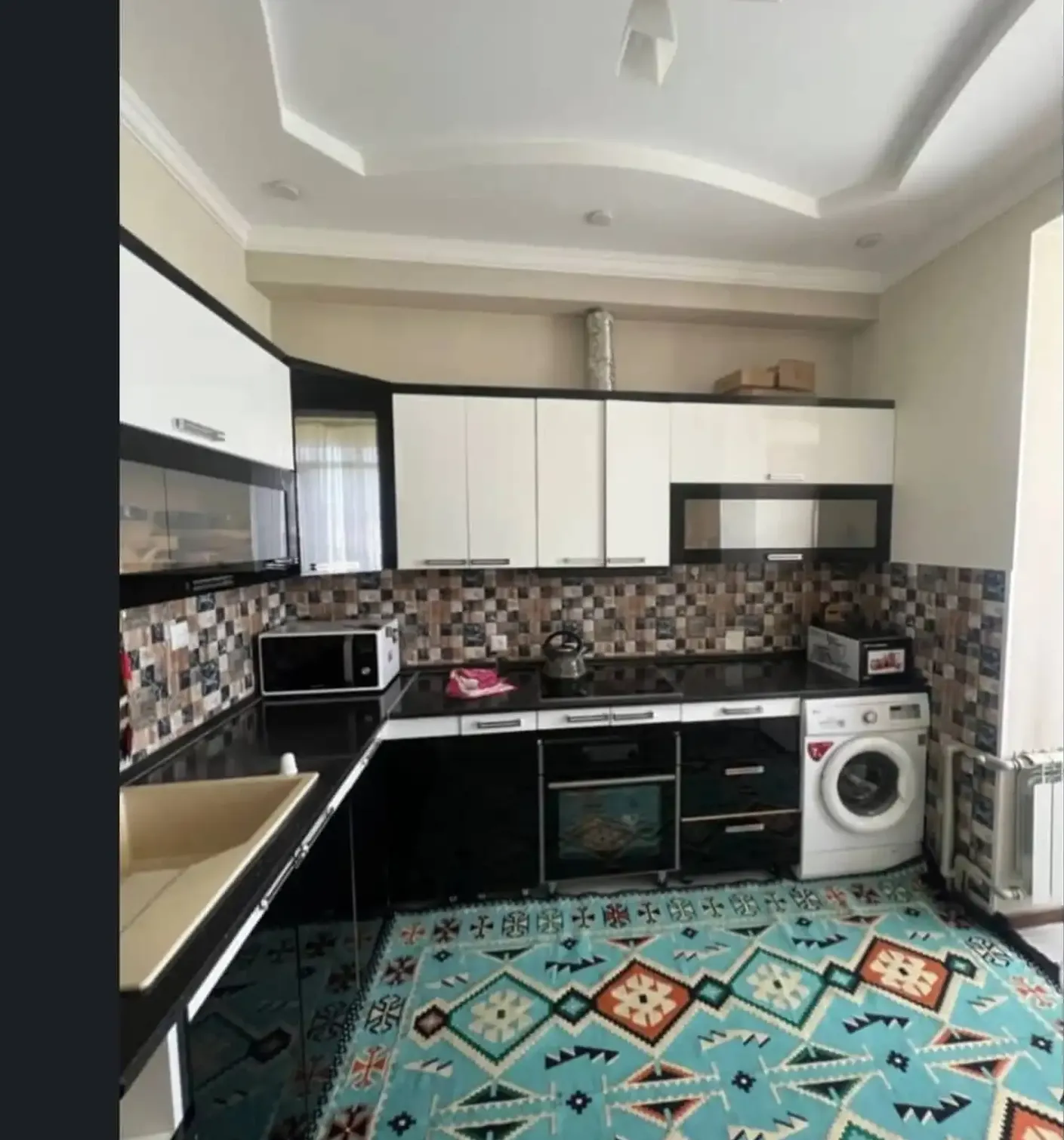 2-комн. квартира, 9 этаж, 60м², Сино