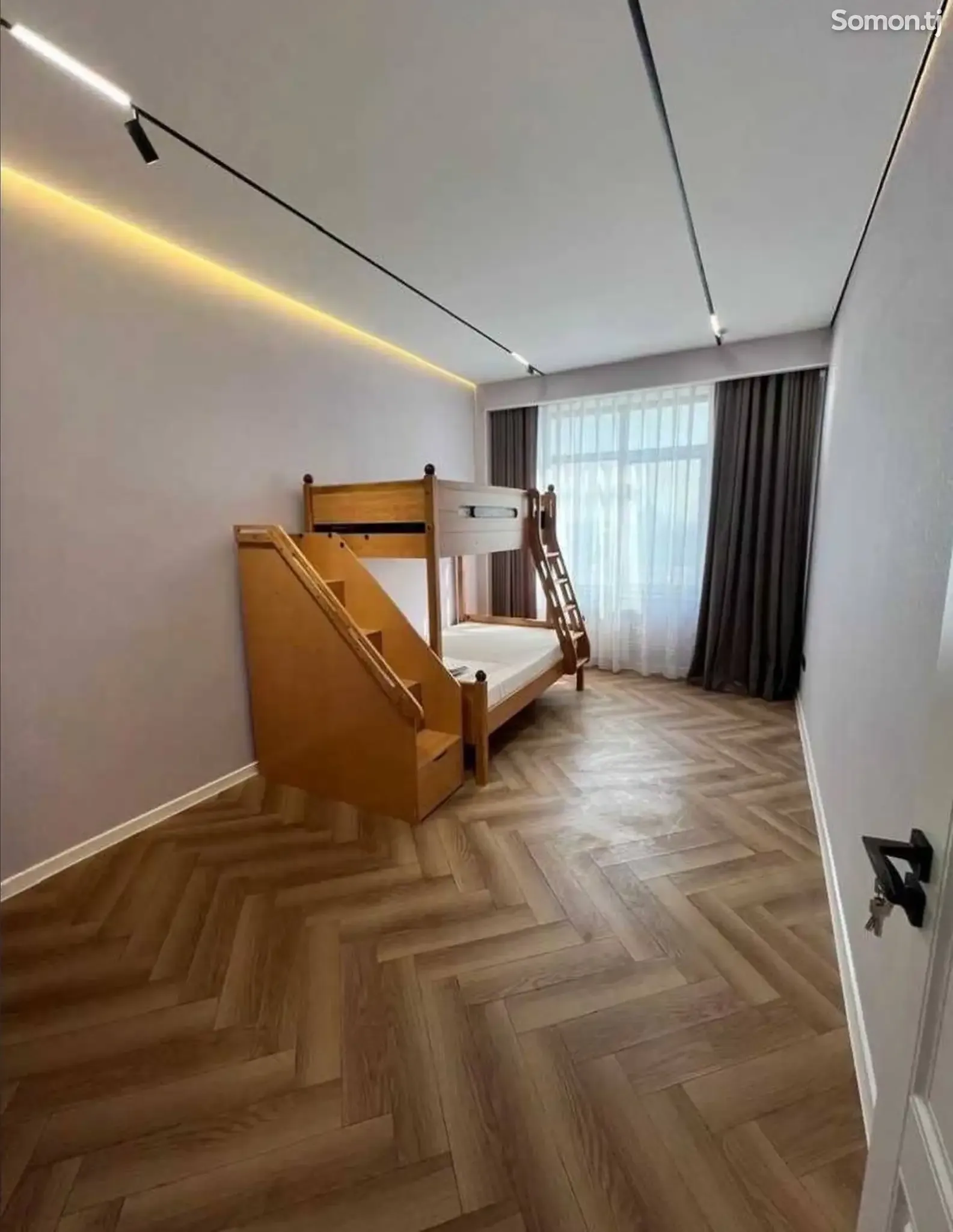 3-комн. квартира, 9 этаж, 95 м², Сомони