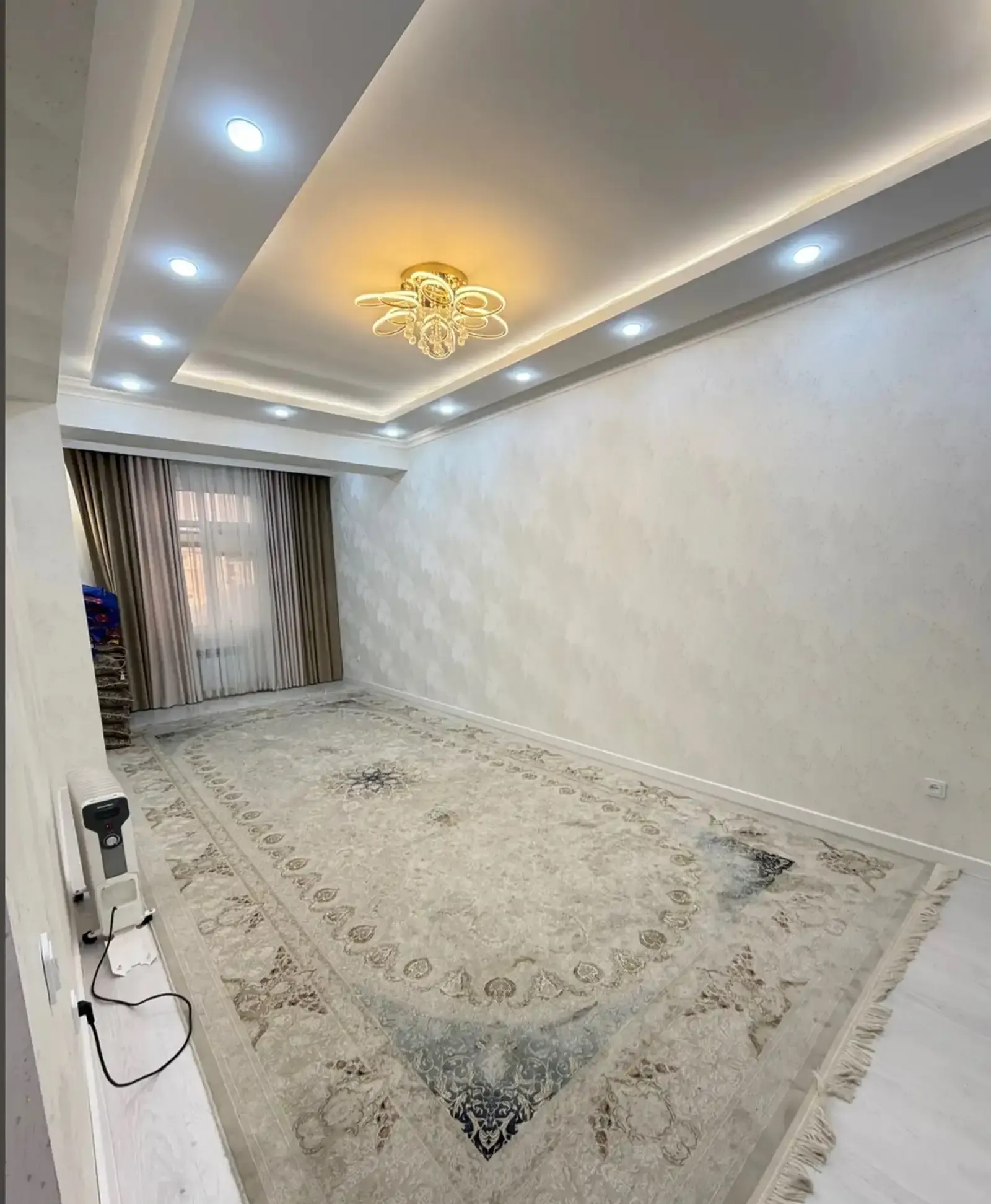 2-комн. квартира, 2 этаж, 70м², сино