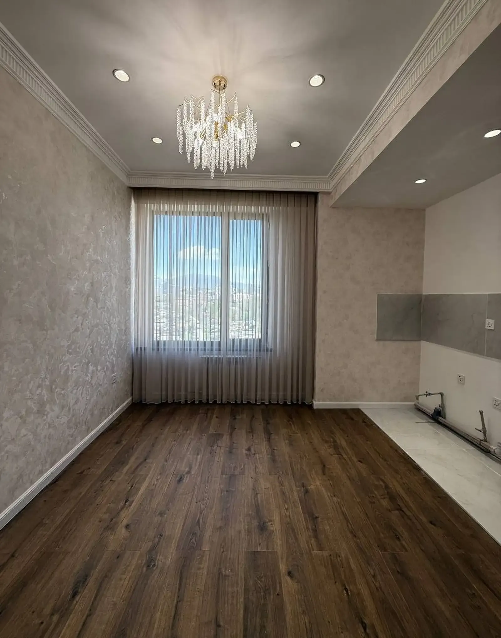 3-комн. квартира, 12 этаж, 109 м², Шохмансур, Старый аэропорт, Relax