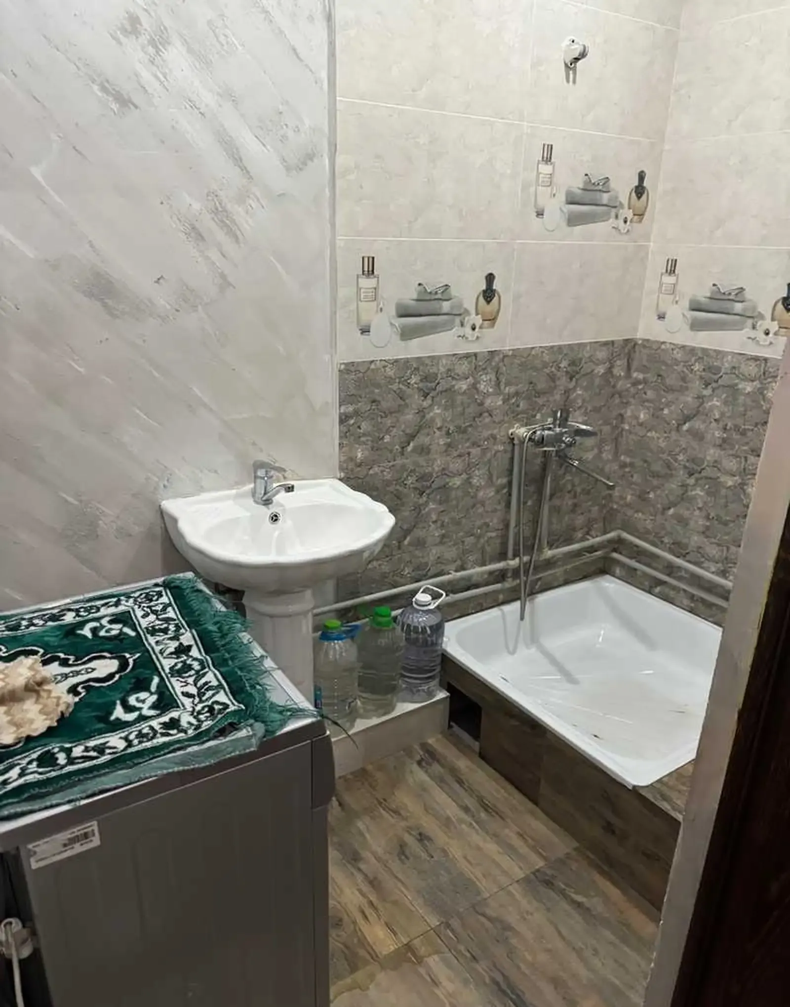 2-комн. квартира, 14 этаж, 6м², зарнисор мастер ок