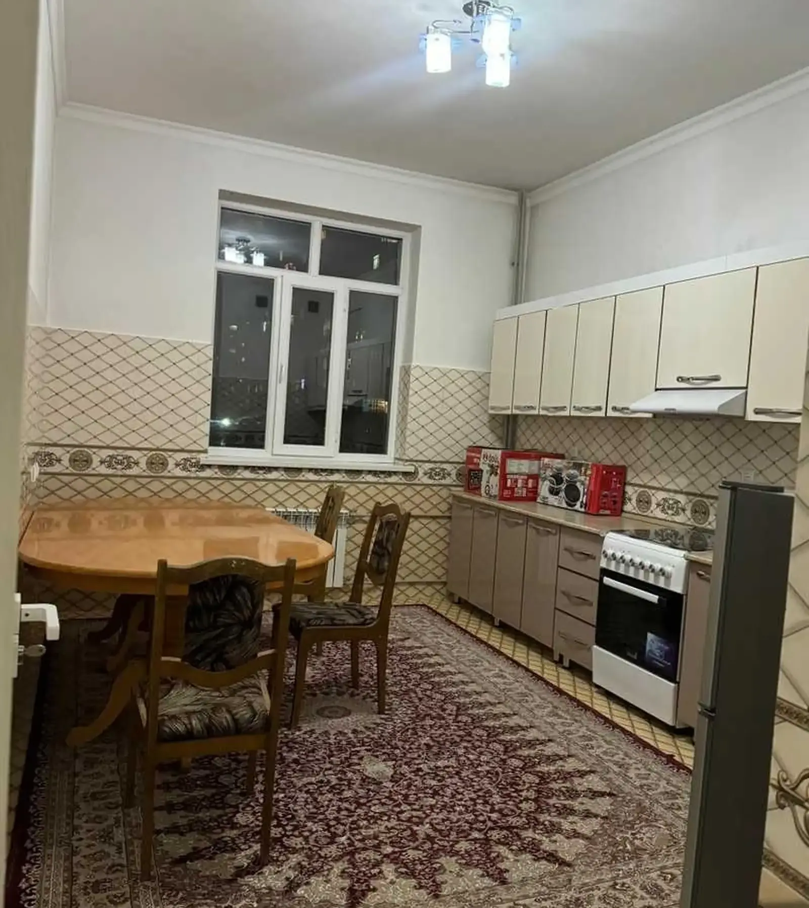 3-комн. квартира, 3 этаж, 100м², Зарафшон