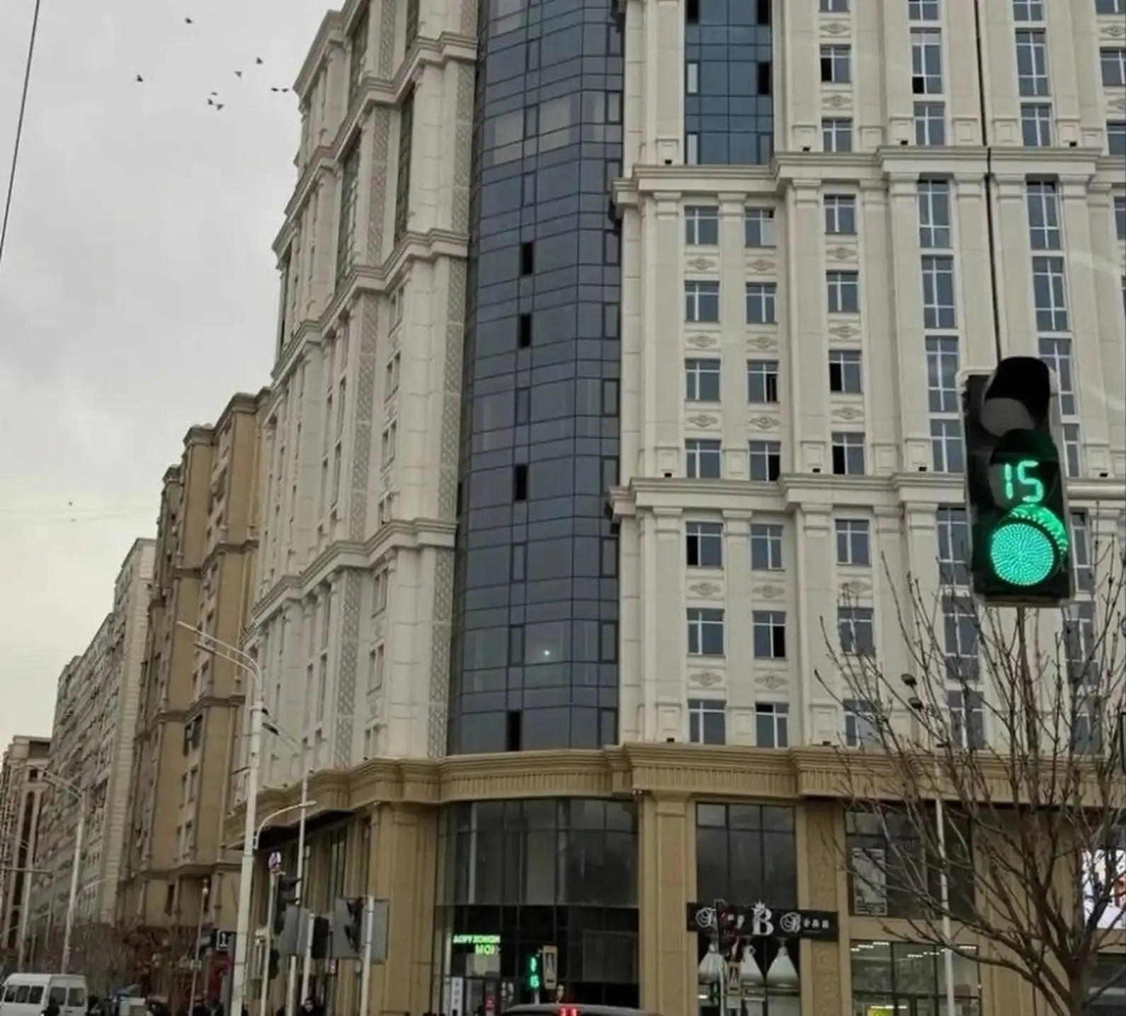 4-комн. квартира, 10 этаж, 141 м², Сомони ваданасос